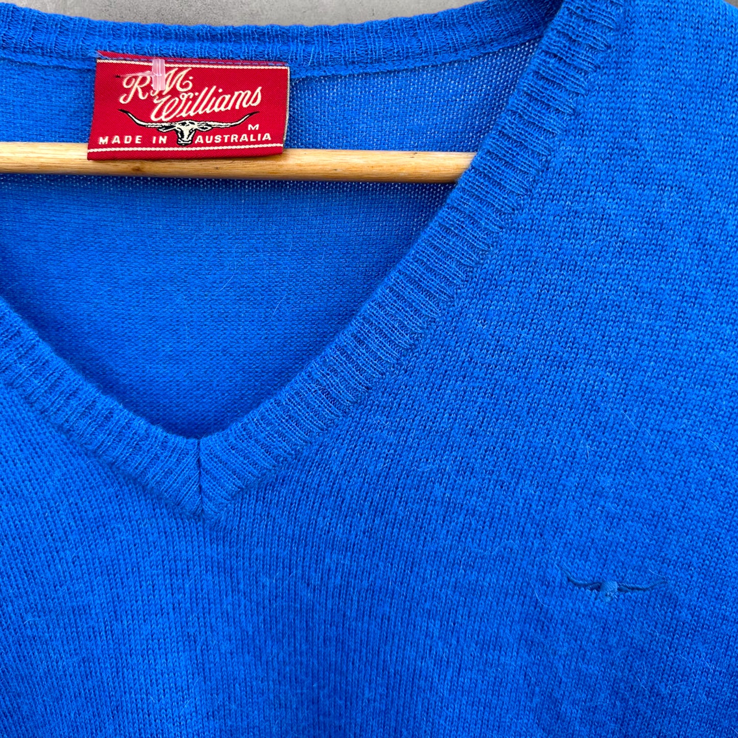 RM WILLIAMS VINTAGE BLUE SWEATER