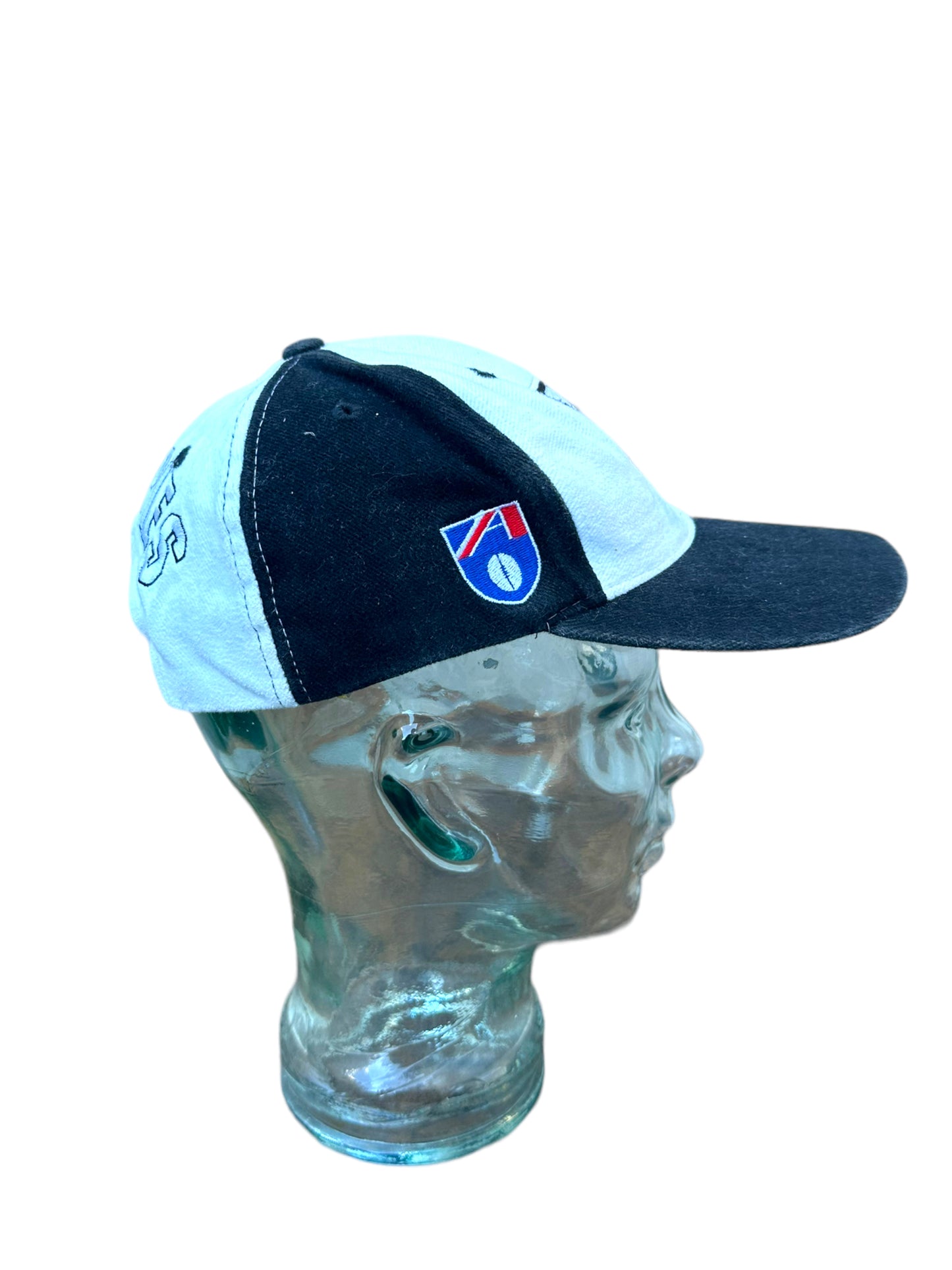 COLLINGWOOD MAGPIES VINTAGE ISC SNAPBACK HAT