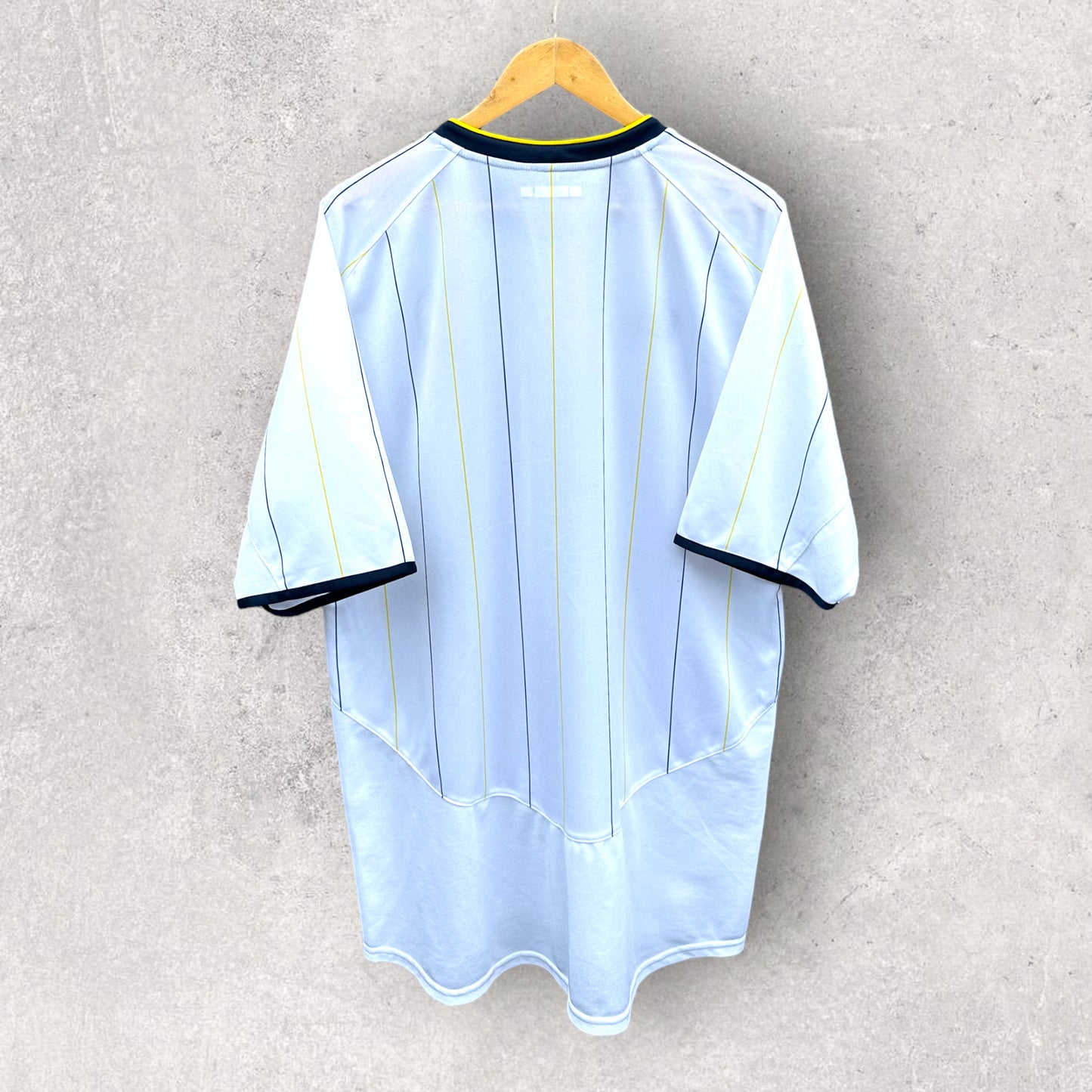 LEEDS UNITED 2005-2006 HOME JERSEY
