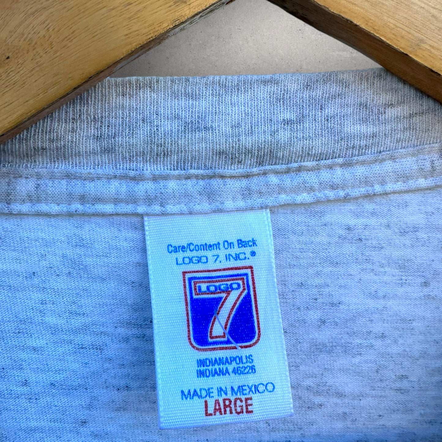 TAMPA BAY LIGHTNING LOGO ATHLETIC VINTAGE T-SHIRT