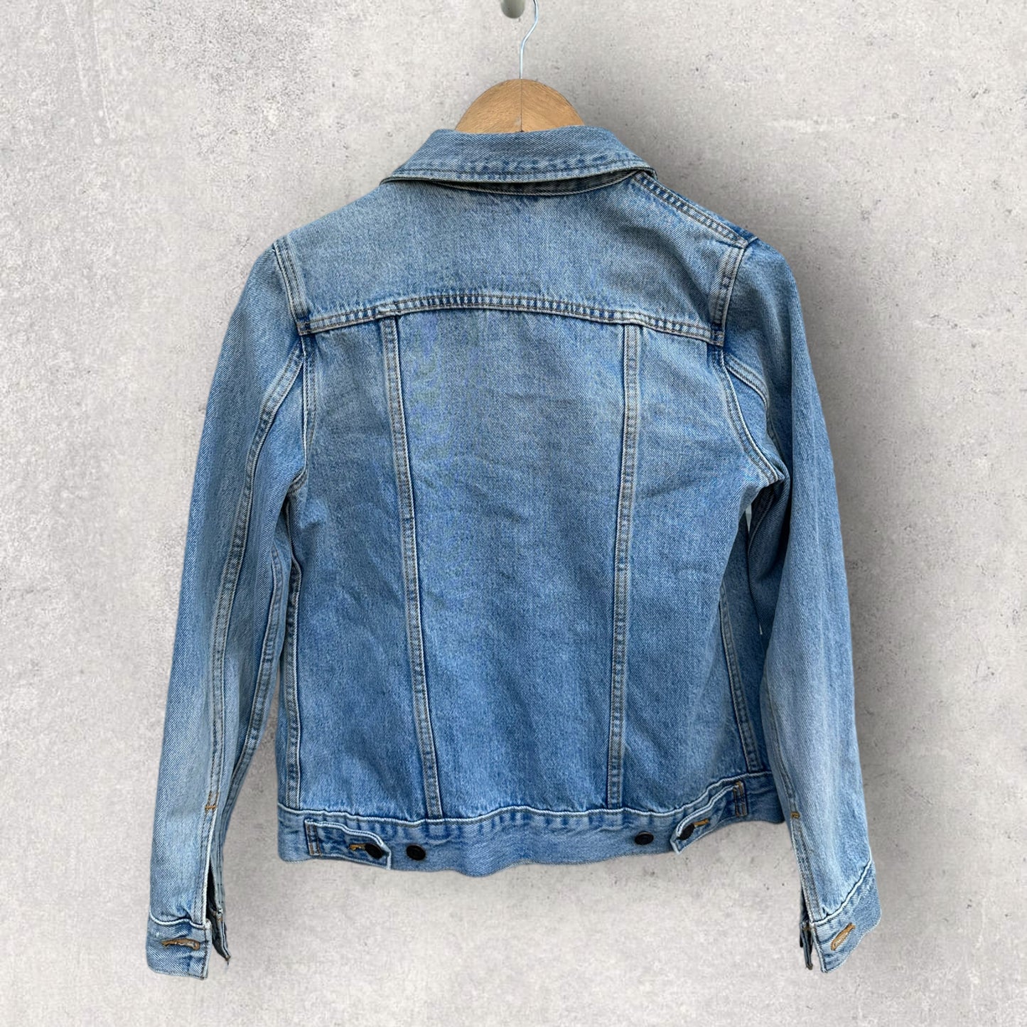 LEVI STRAUSS LADIES DENIM JACKET