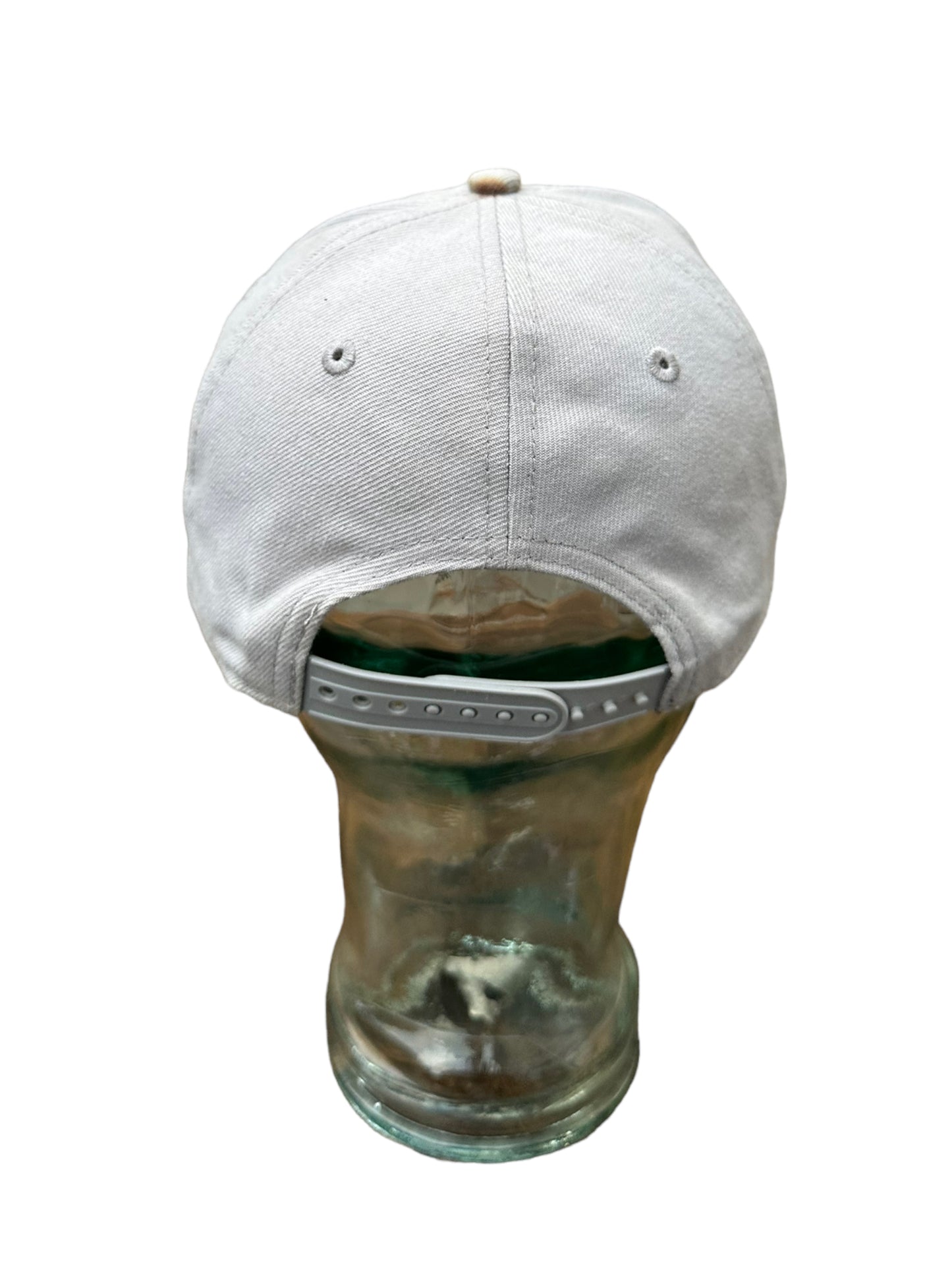 DALLAS MAVERICKS GREY SNAPBACK HAT