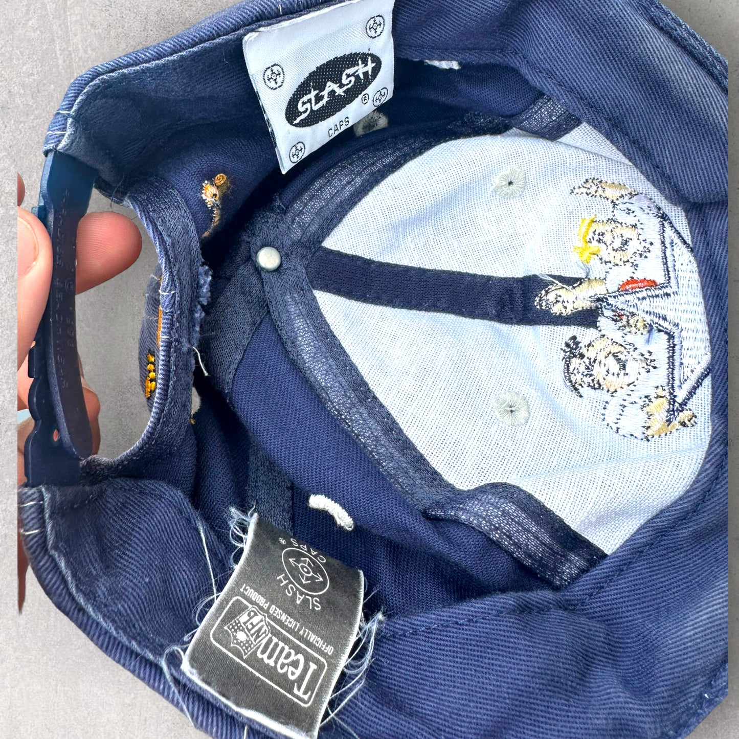 DALLAS COWBOYS X THE FLINSTONES VINTAGE SNAPBACK HAT