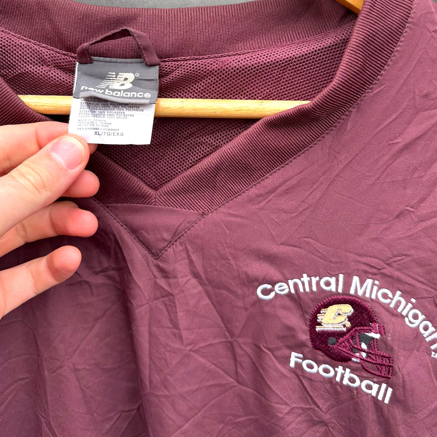 CENTRAL MICHIGAN VINTAGE FOOTBALL WINDBREAKER