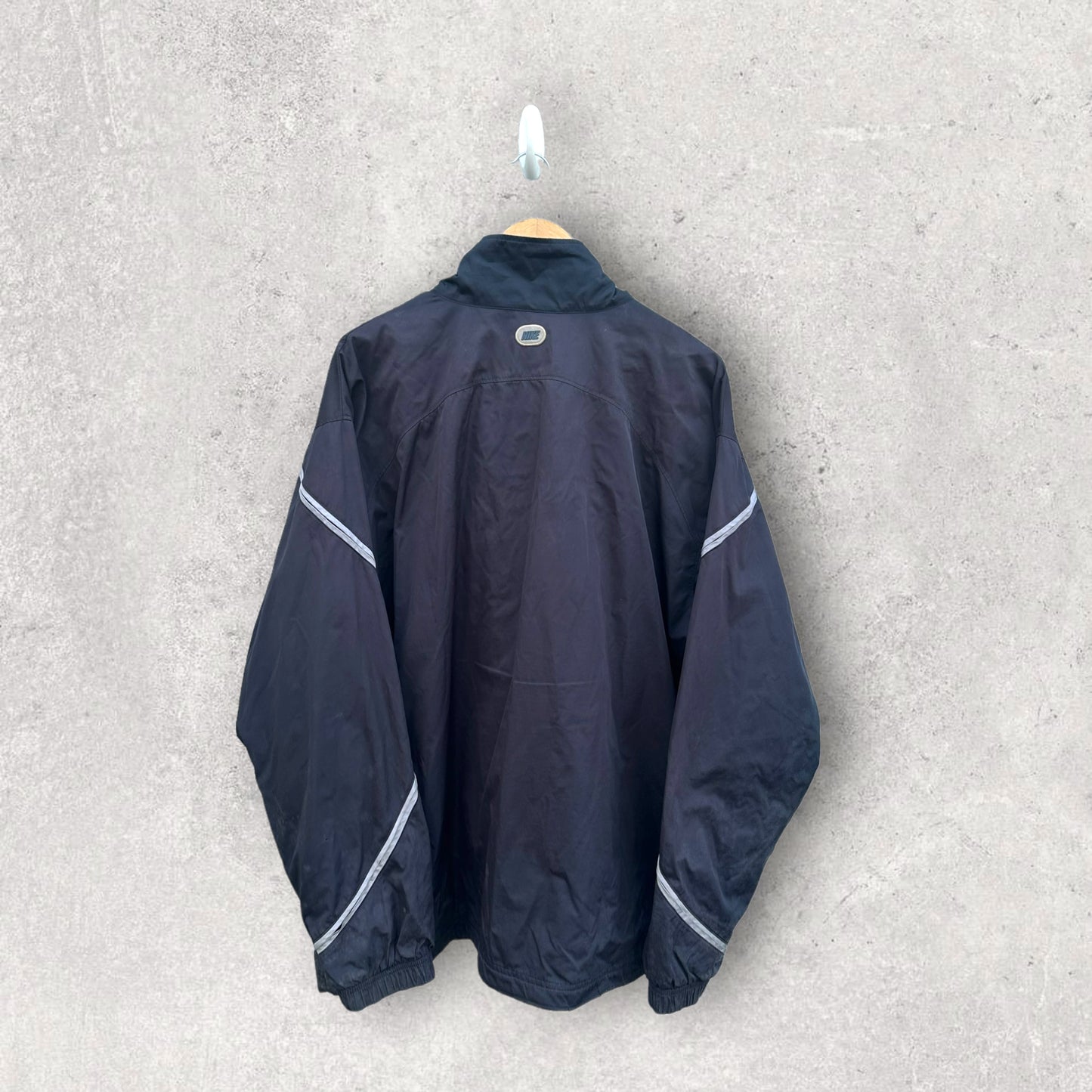 NIKE VINTAGE FULL ZIP BLACK JACKET