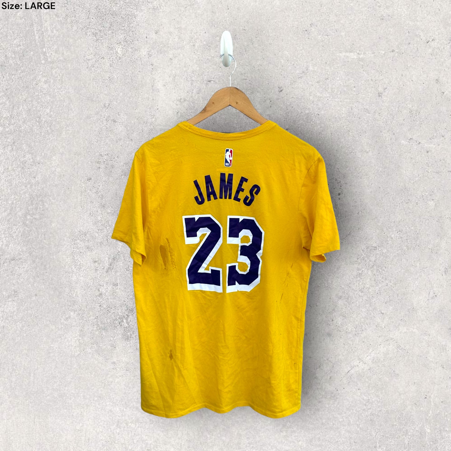 LEBRON JAMES LOS ANGELES LAKERS NIKE T-SHIRT