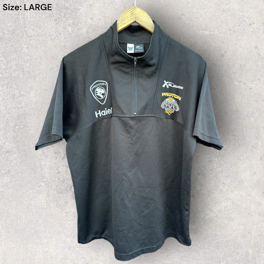 WESTS TIGERS 2006 X-BLADES BLACK POLO SHIRT
