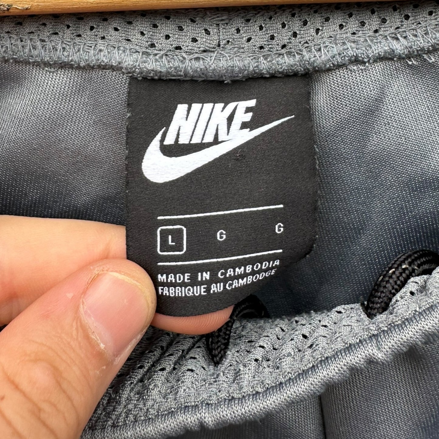 NIKE AIR MAX GREY MENS SHORTS