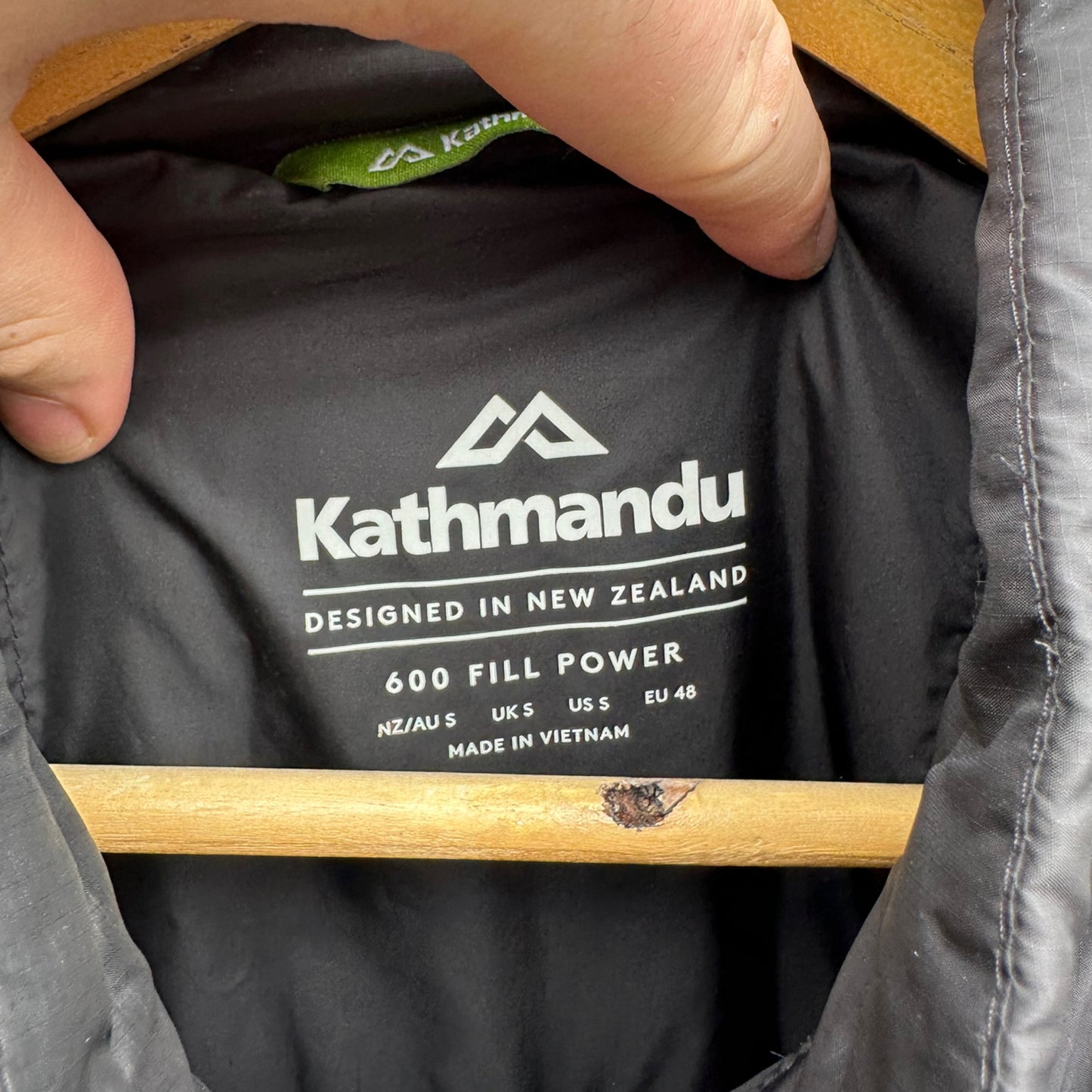 KATHMANDU BLACK SLEEVELESS PUFFER VEST