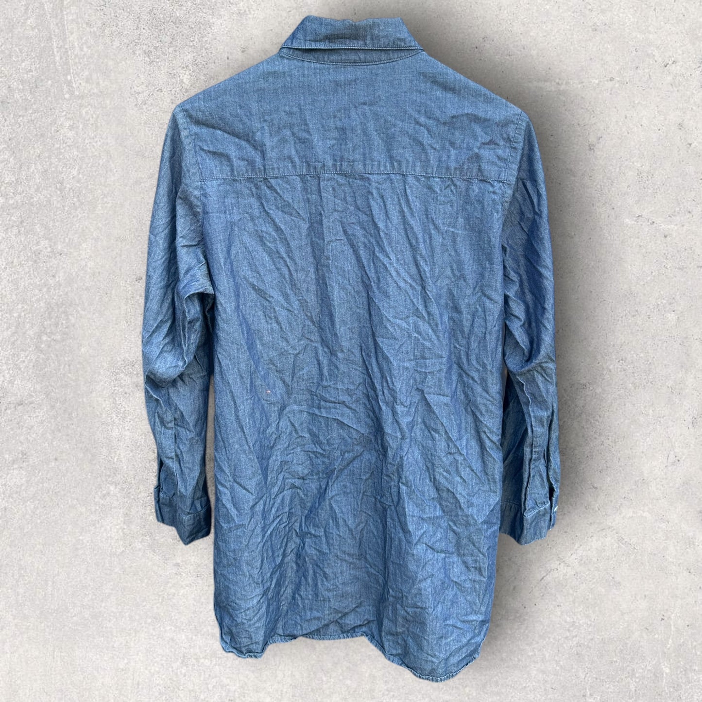 TOMMY BAHAMA BLUE LONG SLEEVE BUTTON UP SHIRT