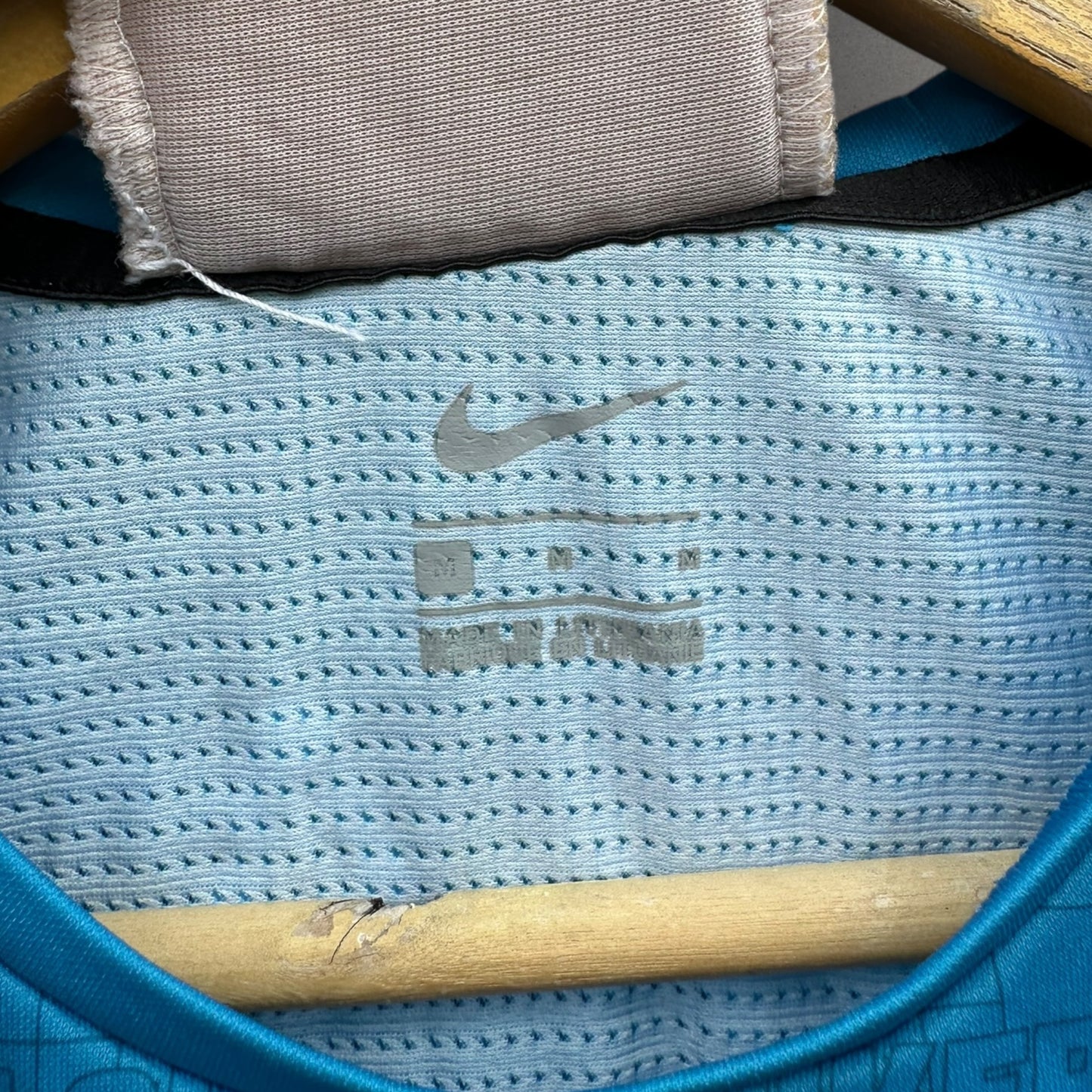 ADELAIDE STRIKERS NIKE WBBL MATCH WORN JERSEY SARAH COYTE