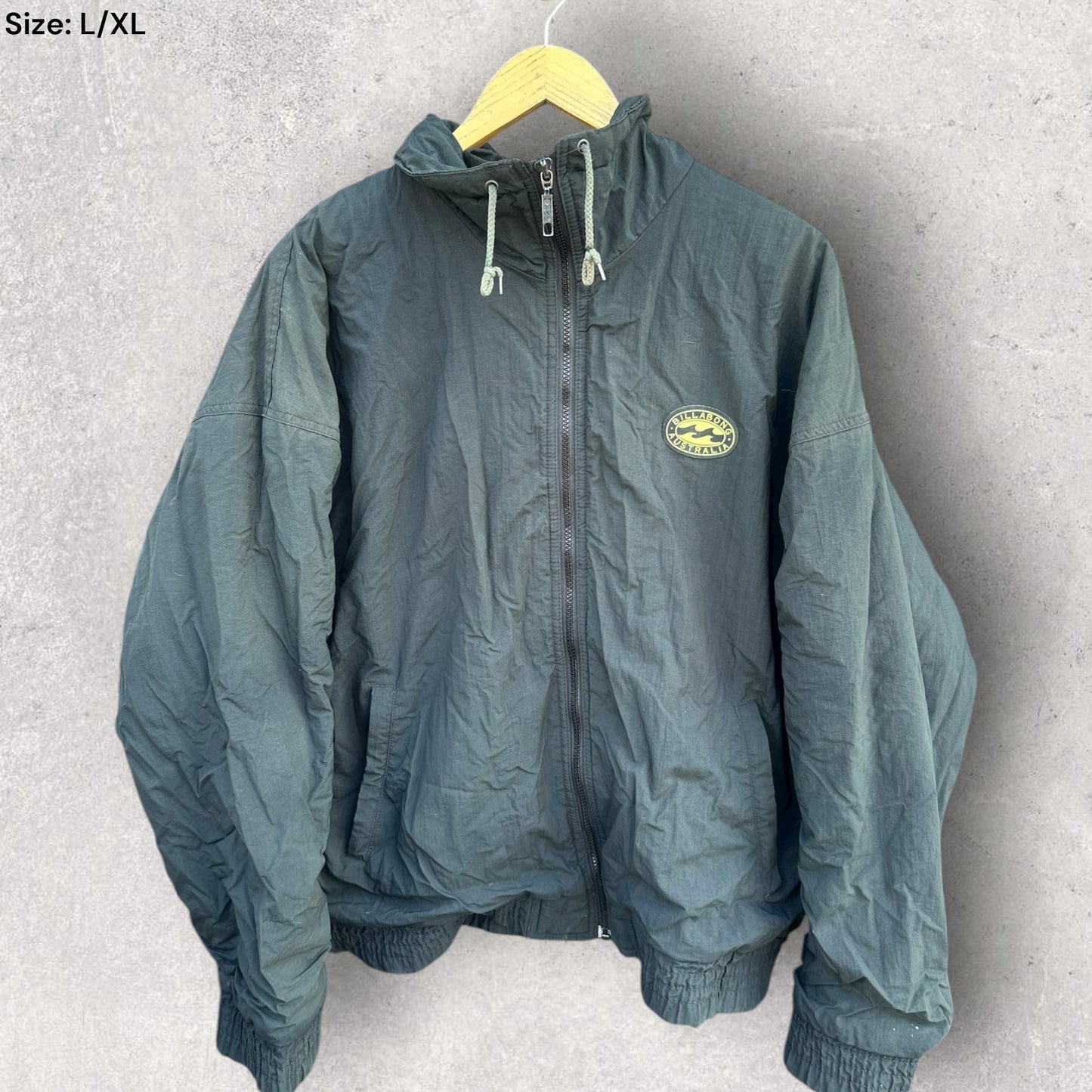 BILLABONG VINTAGE BLACK SURFWEAR JACKET