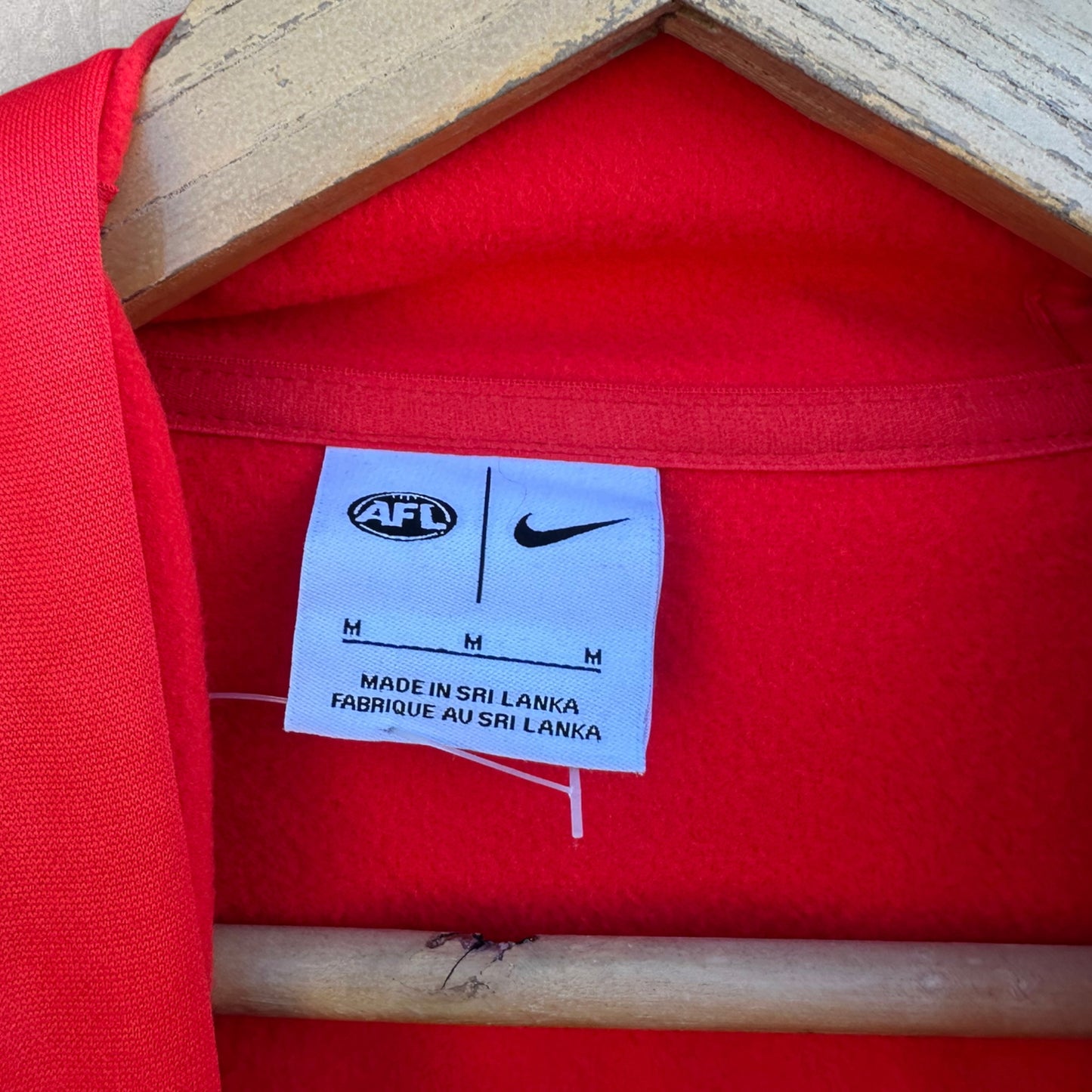 SYDNEY SWANS NIKE LADIES PULLOVER RED AFL JUMPER