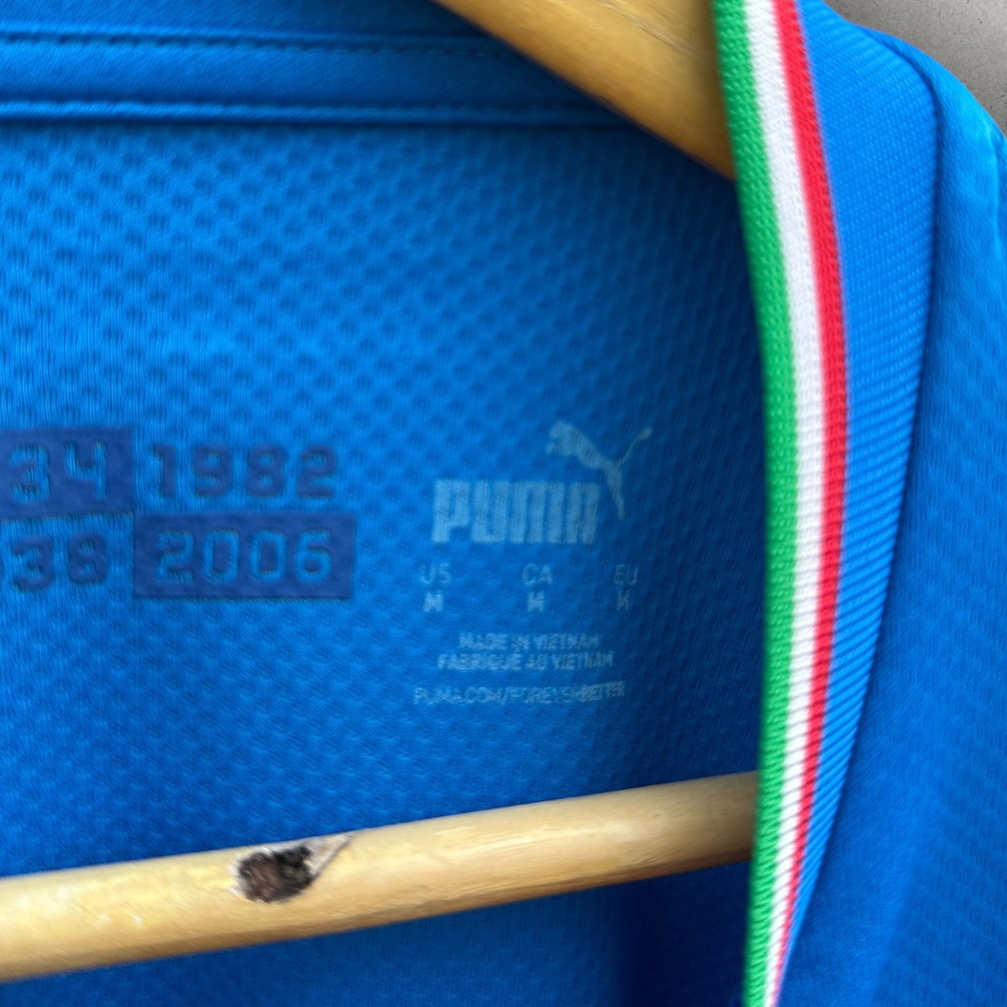 ITALY 2022 HOME PUMA FOOTBALL JERSEY