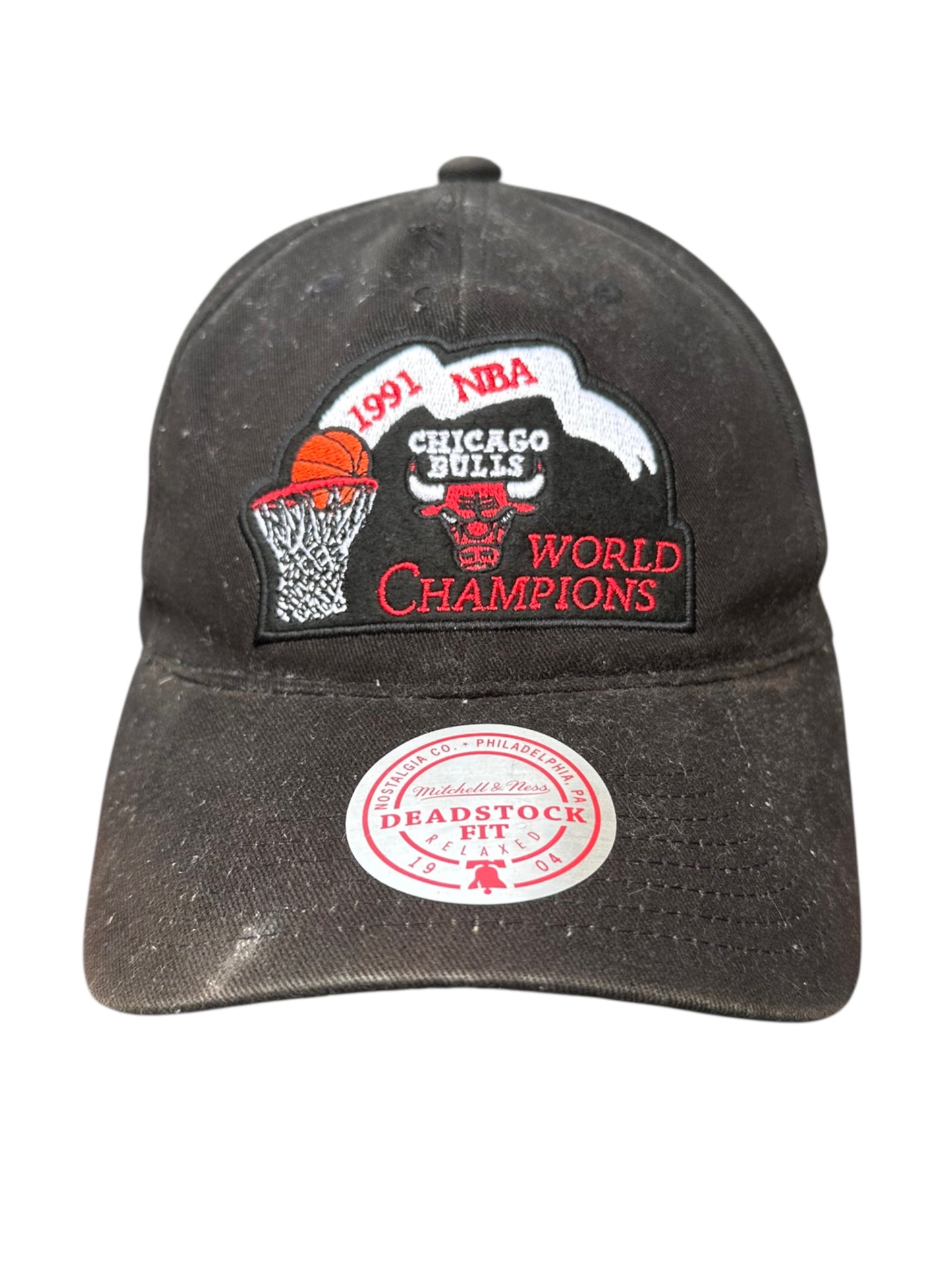 CHICAGO BULLS 1991 WORLD CHAMPS MITCHELL & NESS HAT