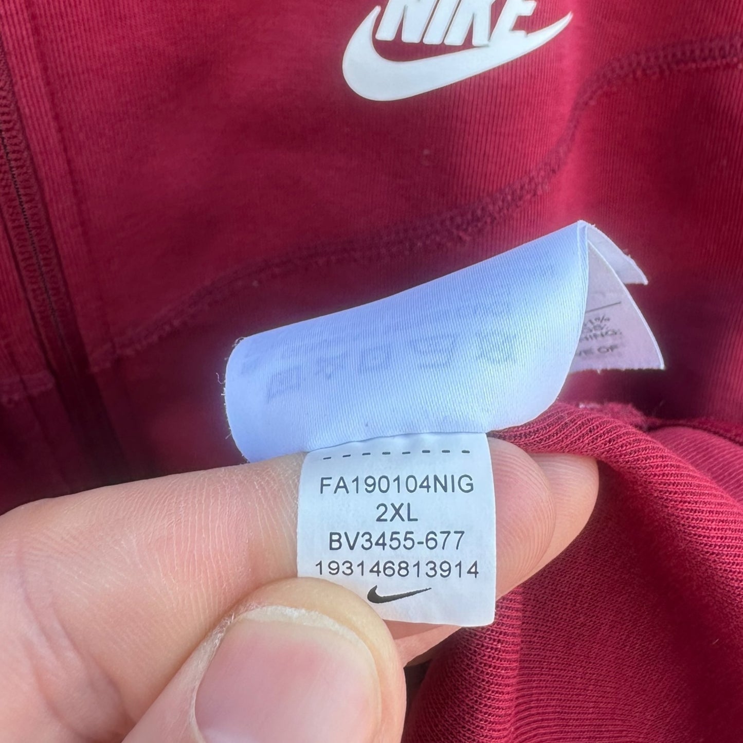 NIKE TECH FLEECE BURGUNDY FULL ZIP HOODED JUMPER