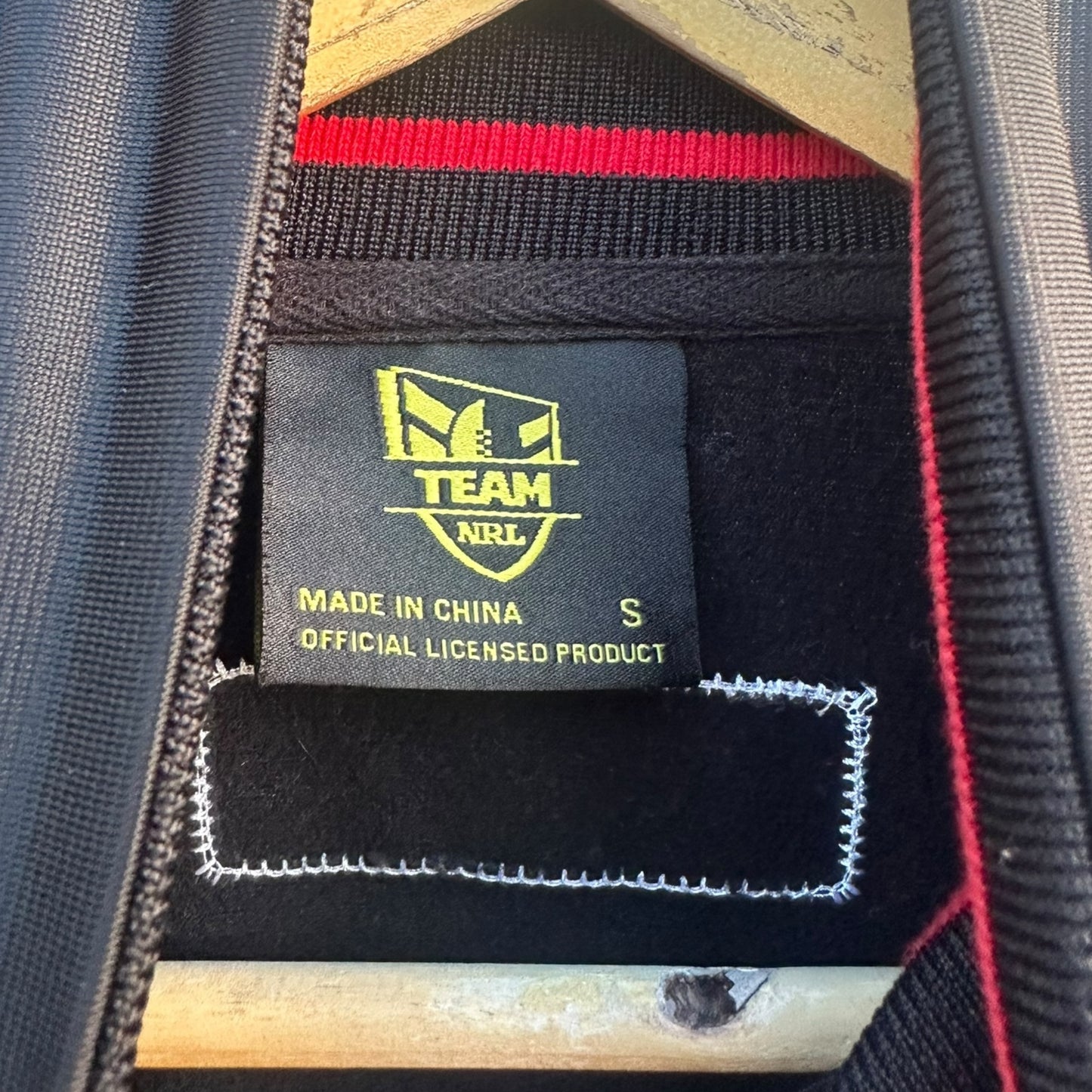 ST GEORGE ILLAWARRA DRAGONS SUPPORTERS JACKET