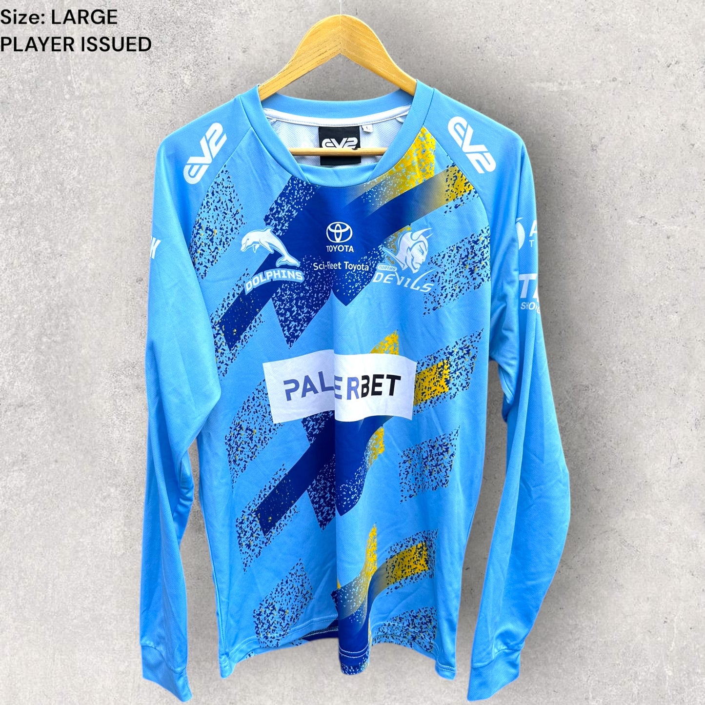 NORTHS DEVILS LONG SLEEVE PLAYER TRAINING SHIRT ISSUED TO ORYN KEELEY