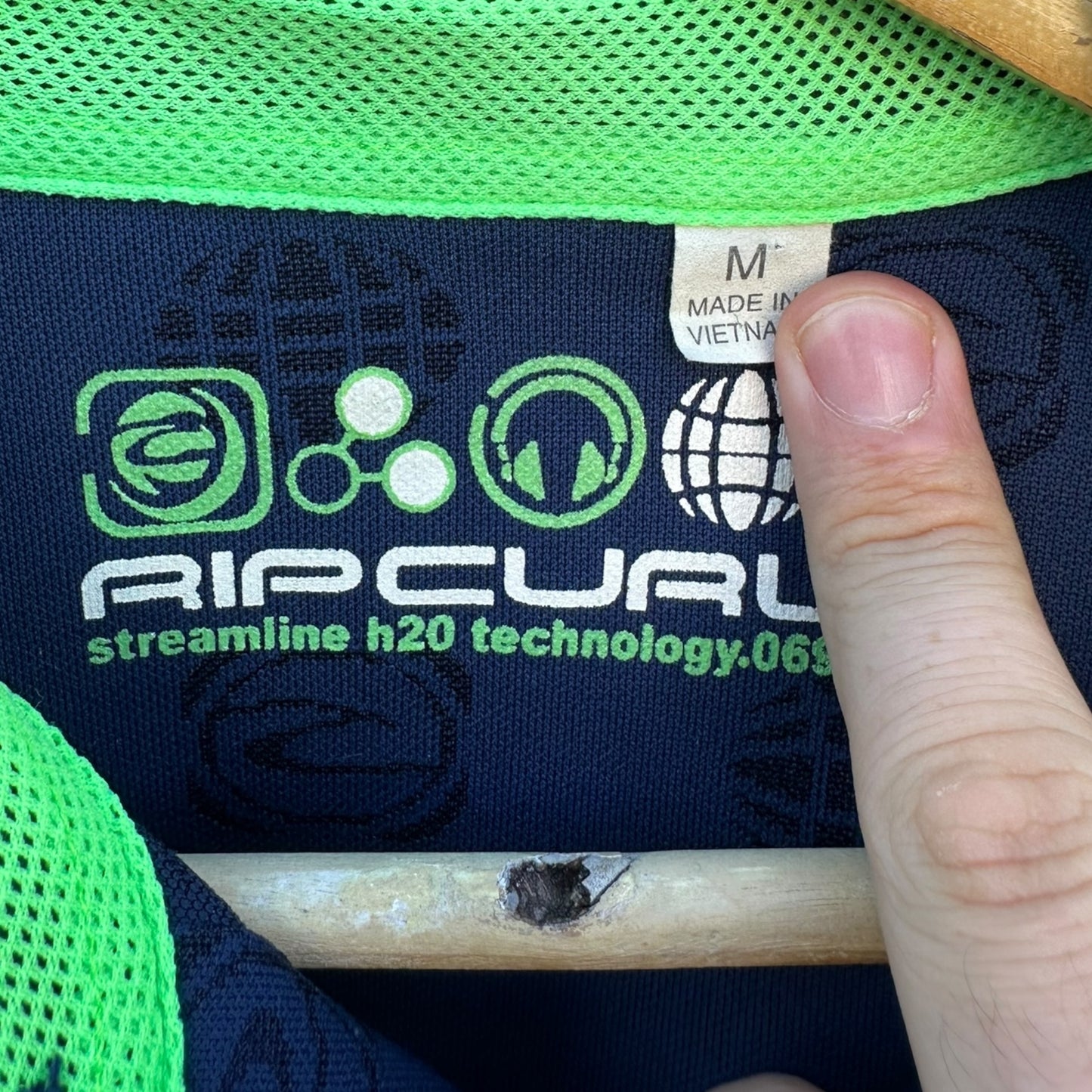 RIPCURL VINTAGE BLUE STREAMLINE TECHNOLOGIES SHORT SLEEVED SHIRT