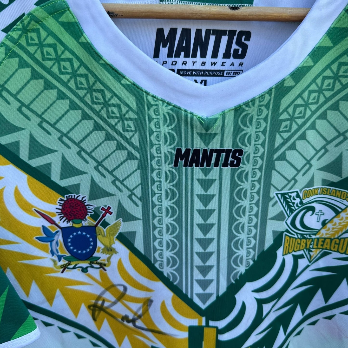 COOK ISLANDS PACIFIC CHAMPIONSHIPS MATCH WORN JERSEY + SIGNED BY REUBEN PORTER
