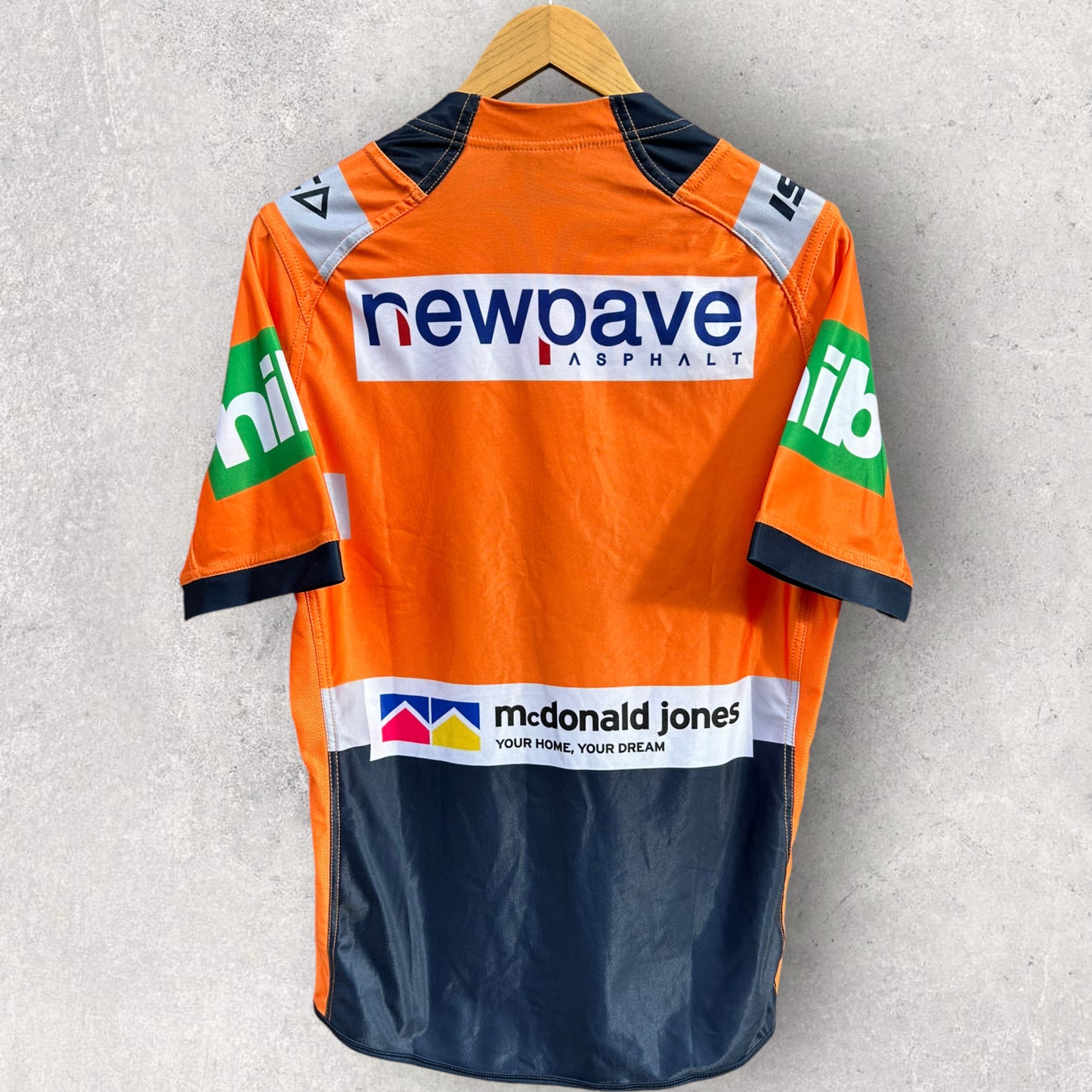 NEWCASTLE KNIGHTS 2017 MINERS PLAYER SPARE JERSEY