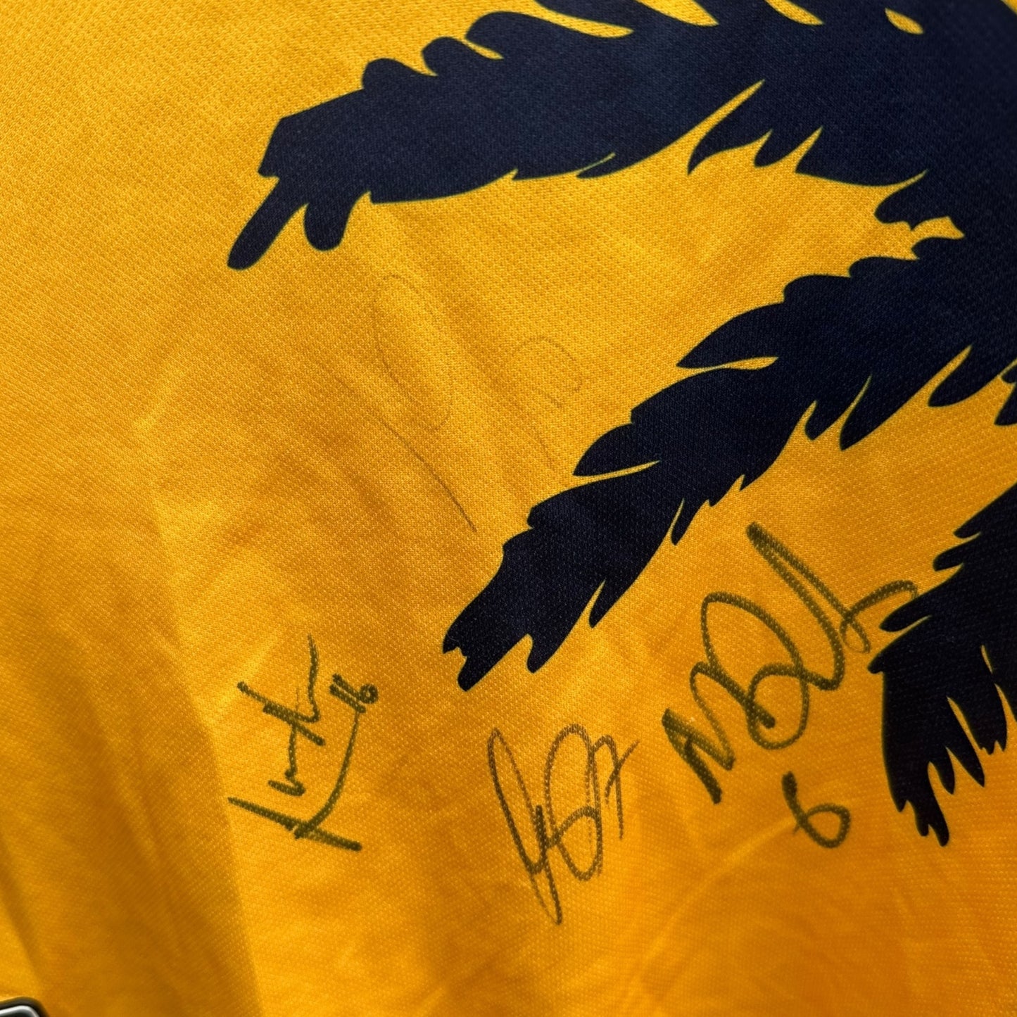 CENTRAL COAST MARINERS 2015-2016 HOME JERSEY SIGNED