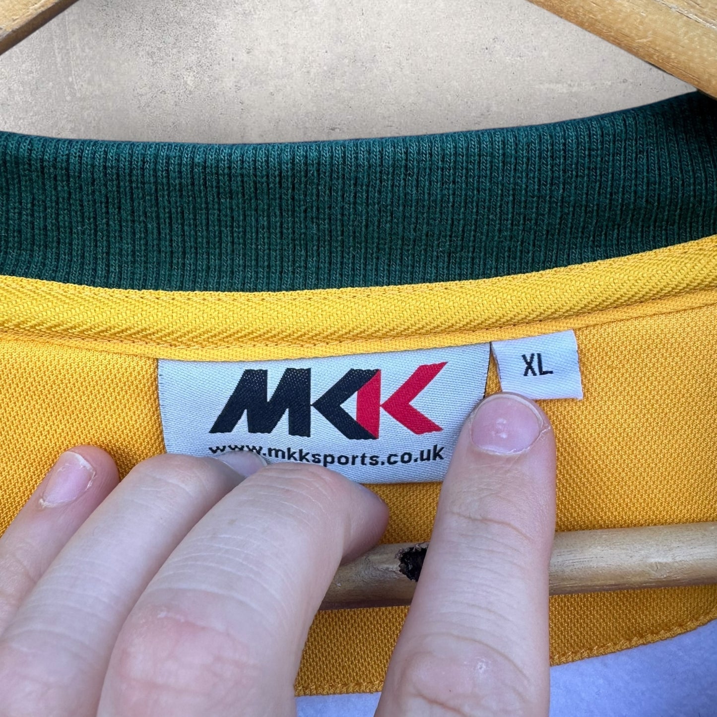 IAN BUTLER NOTTINGHAMPSHIRE OUTLAWS PLAYER ISSUED CRICKET JUMPER