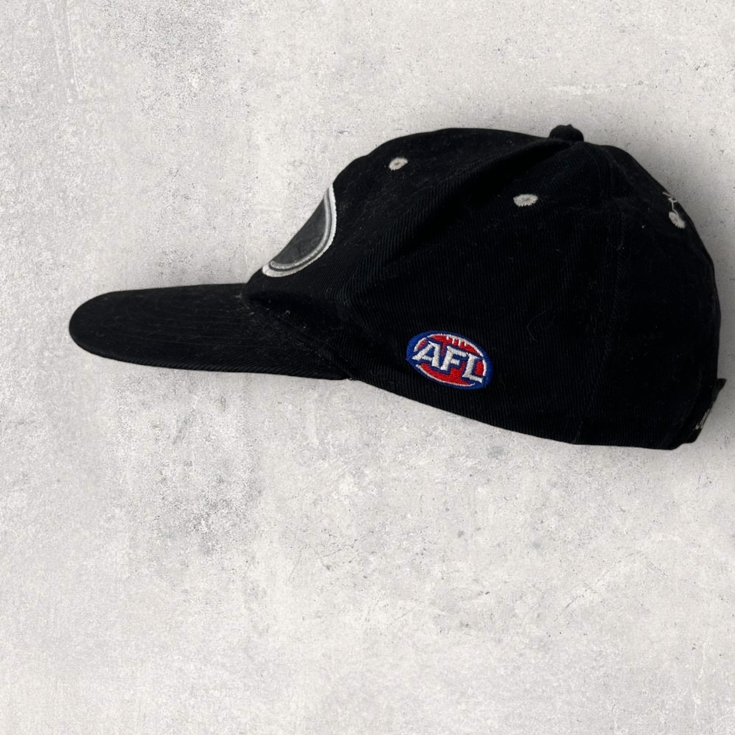 COLLINGWOOD MAGPIES VINTAGE VIVID AFL BLACK HAT