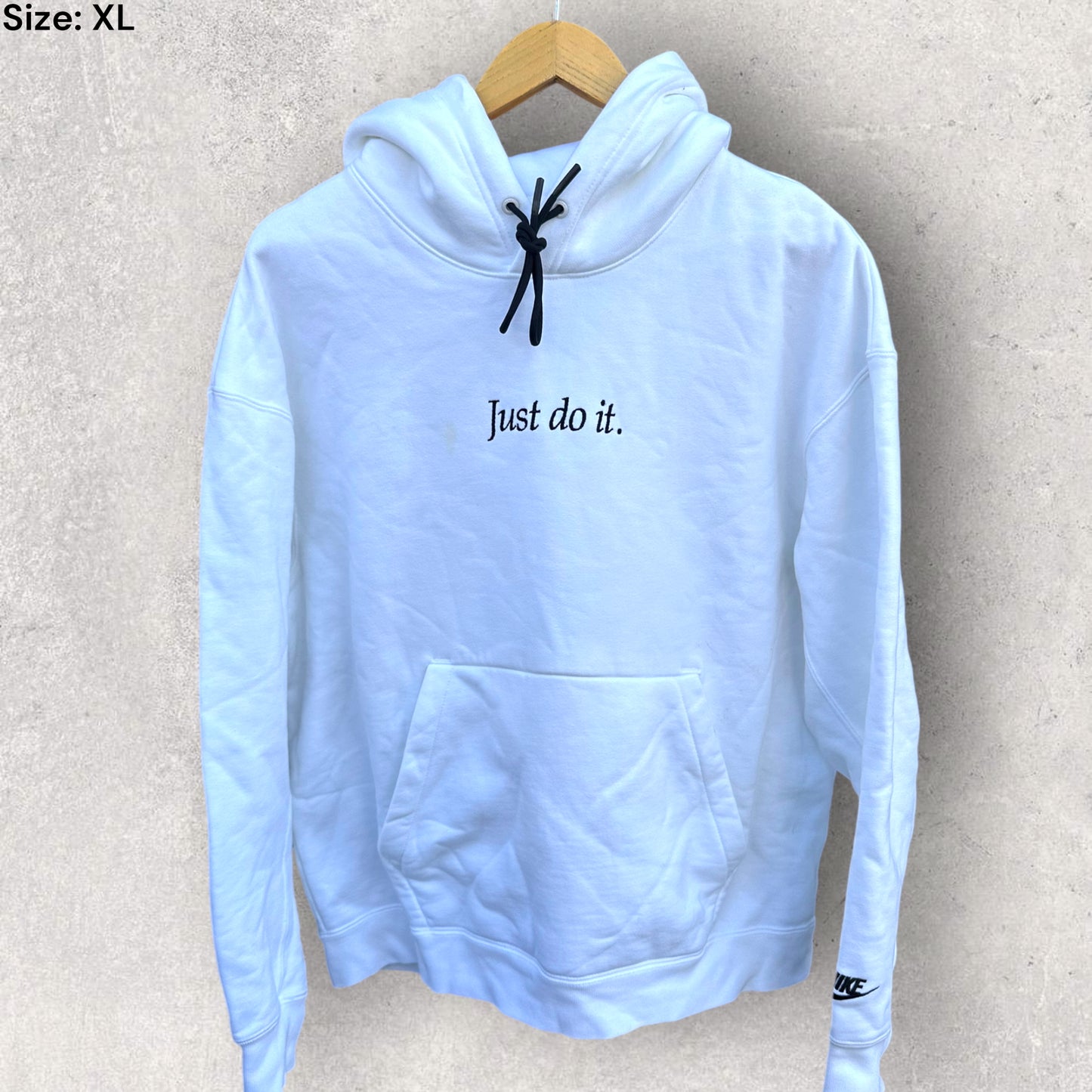 NIKE JUST DO IT WHITE PULLOVER HOODED JUMPER
