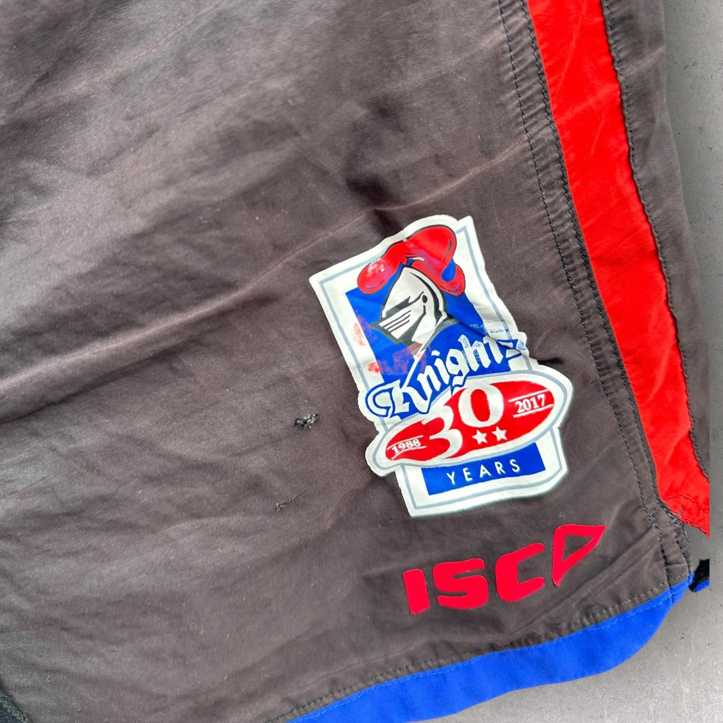 NEWCASTLE KNIGHTS ISC PLAYER ISSUED 2017 TRAINING SHORTS