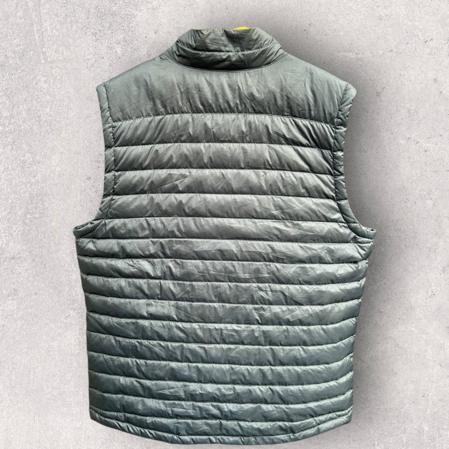 KATHMANDU BLACK SLEEVELESS PUFFER VEST