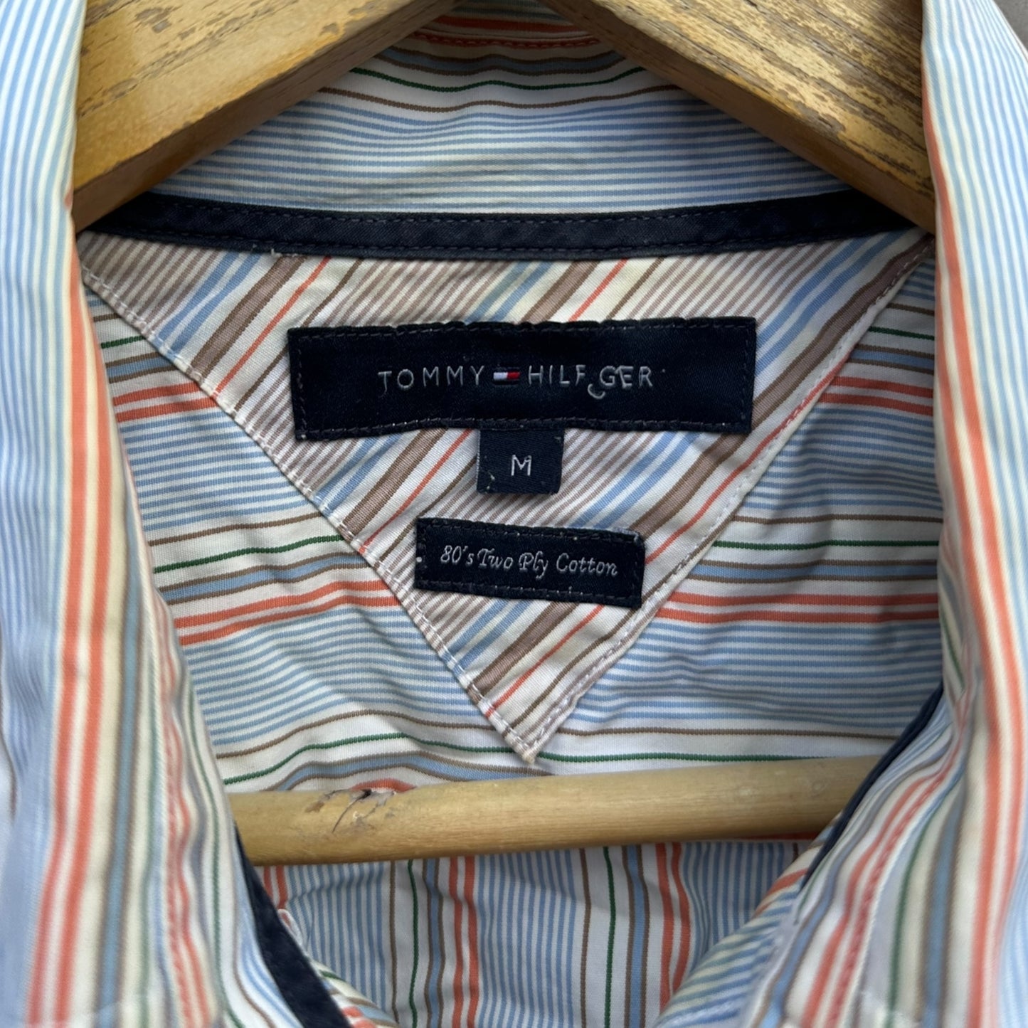 TOMMY HILFIGER BLUE STRIPPED LONG SLEEVE BUTTON UP SHIRT