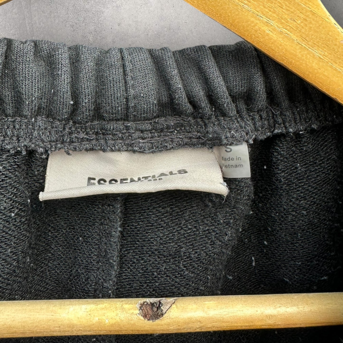 ESSENTIALS BLACK SWEAT SHORTS