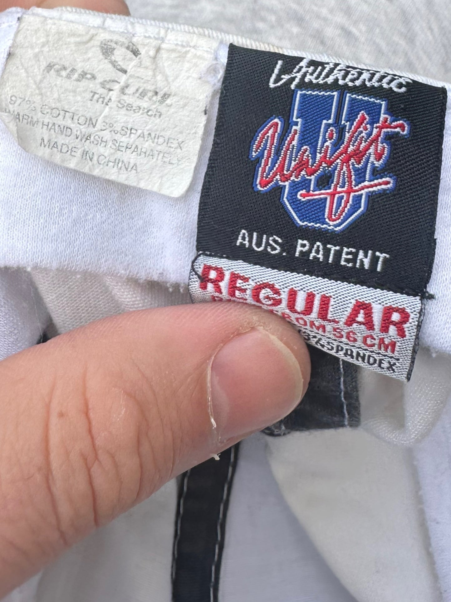 RIPCURL VINTAGE WHITE FITTED HAT