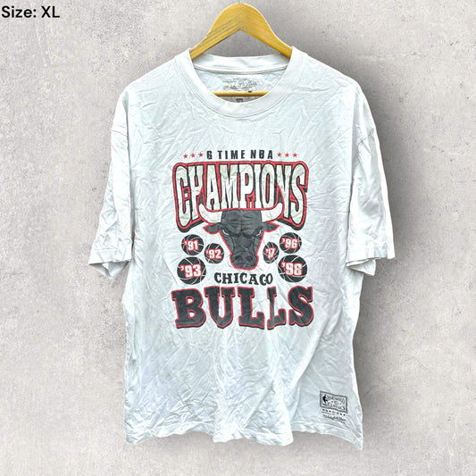 CHICAGO BULLS CHAMPIONS WHITE HARDWOOD CLASSIC NBA SHIRT