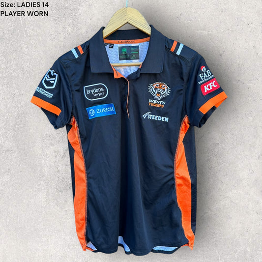 WESTS TIGERS NRLW SOPHIE CURTAIN 2023 PLAYER ISSUED MEDIA POLO