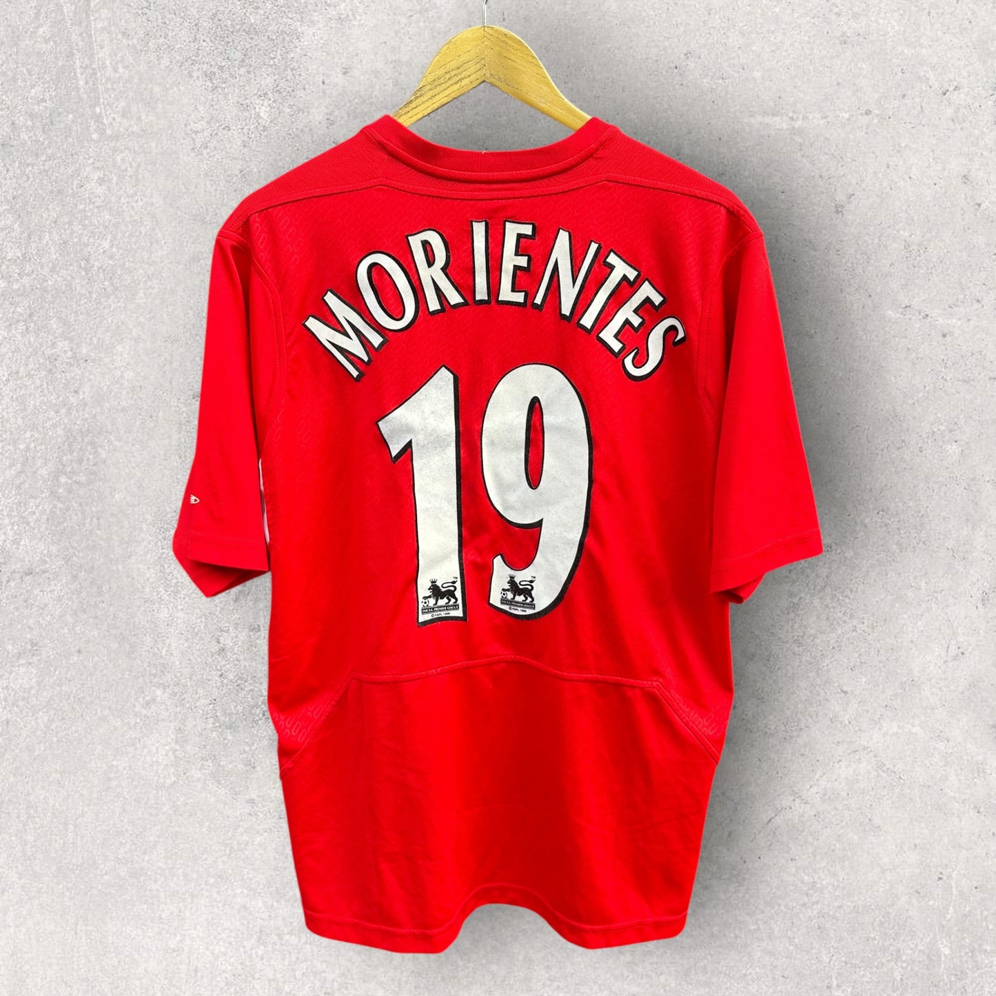 FERNANDO MORIENTES 2005-2006 LIVERPOOL FC REEBOK HOME VINTAGE JERSEY