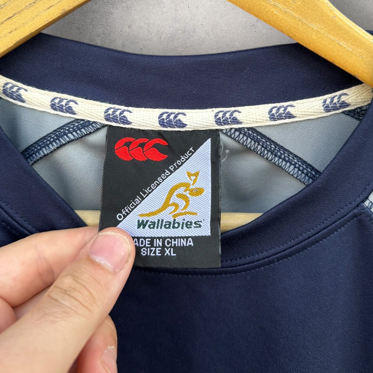 AUSTRALIAN WALLABIES CANTERBURY VINTAGE TRAINING SHIRT