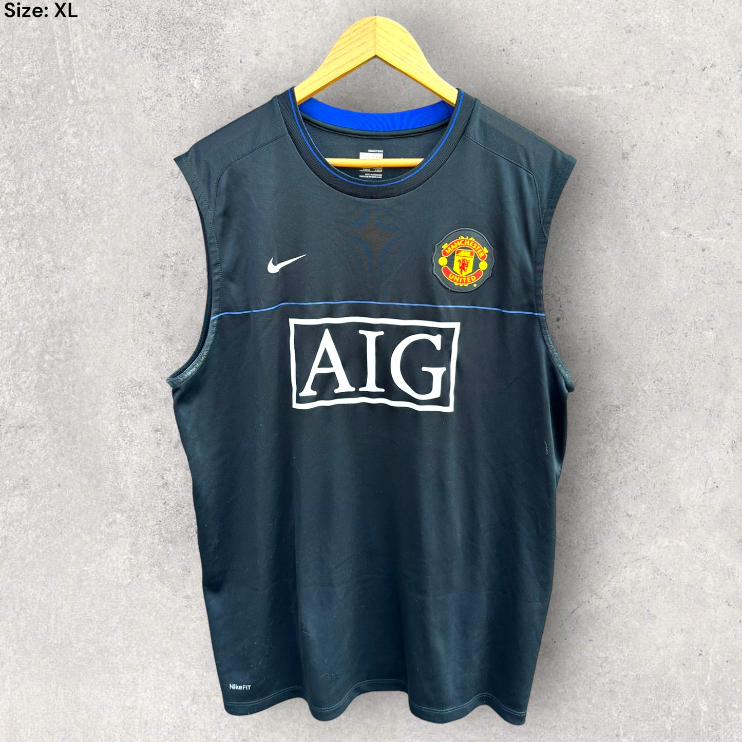 MANCHESTER UNITED NIKE AIG BLACK SINGLET