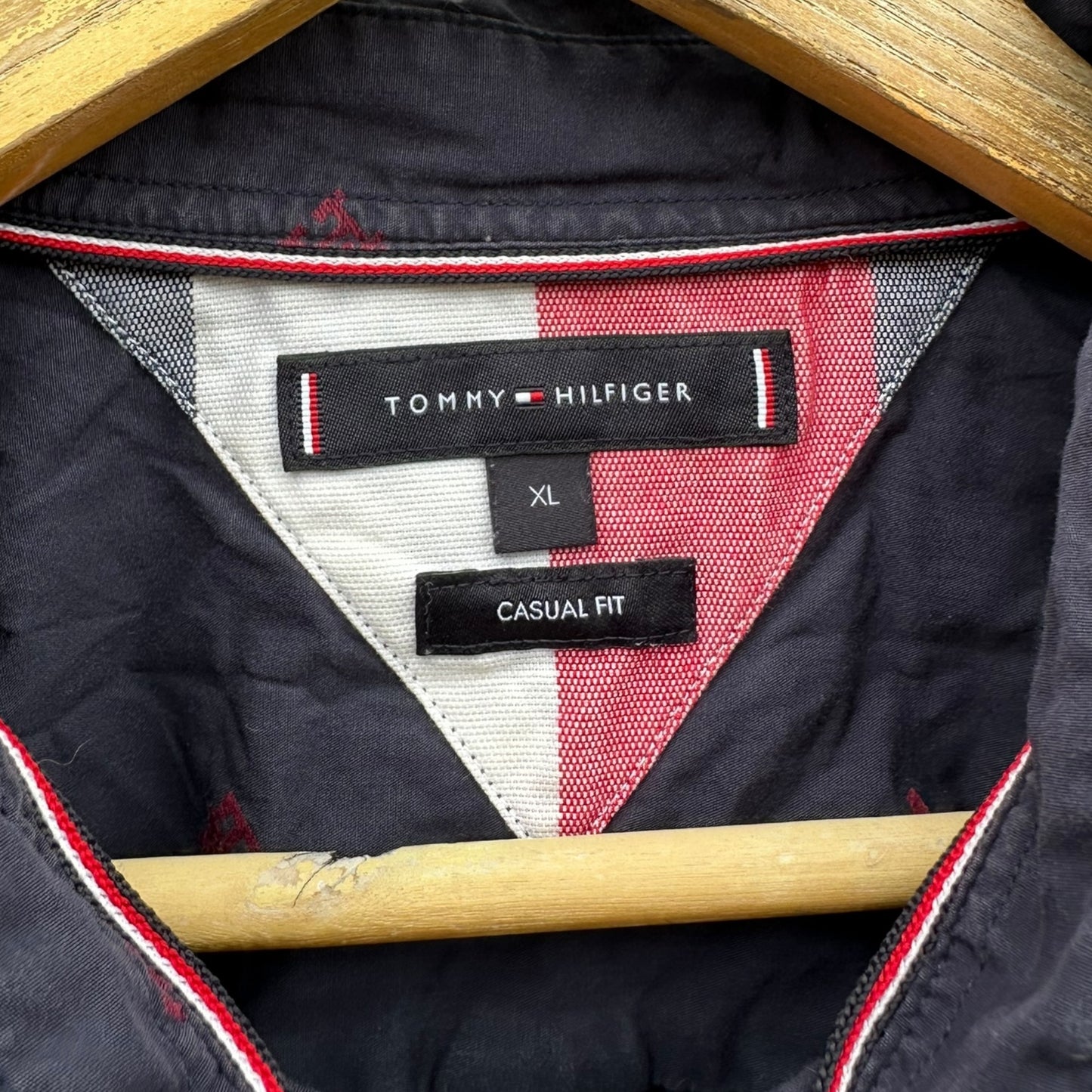 TOMMY HILFIGER BLUE LONG SLEEVE BUTTON UP SHIRT