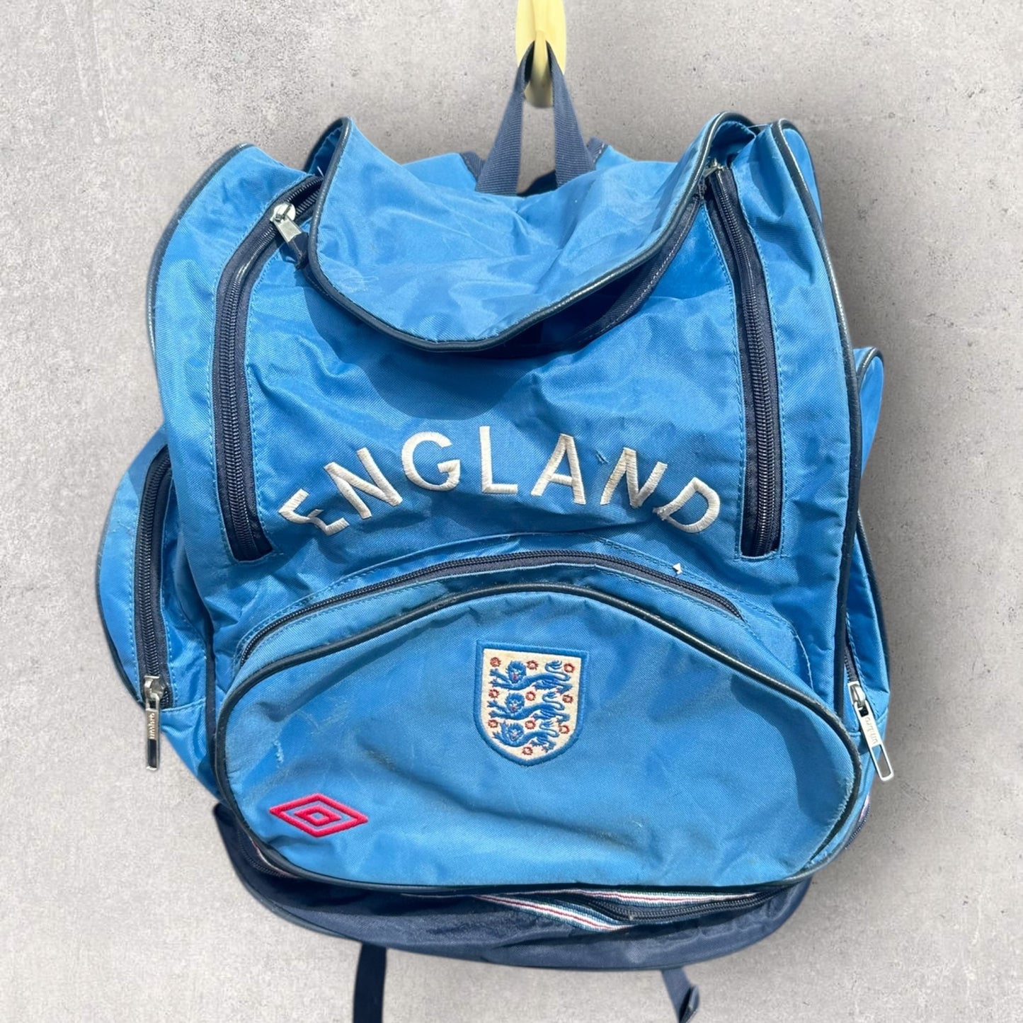 ENGLAND FOOTBALL UMBRO VINTAGE BACKPACK