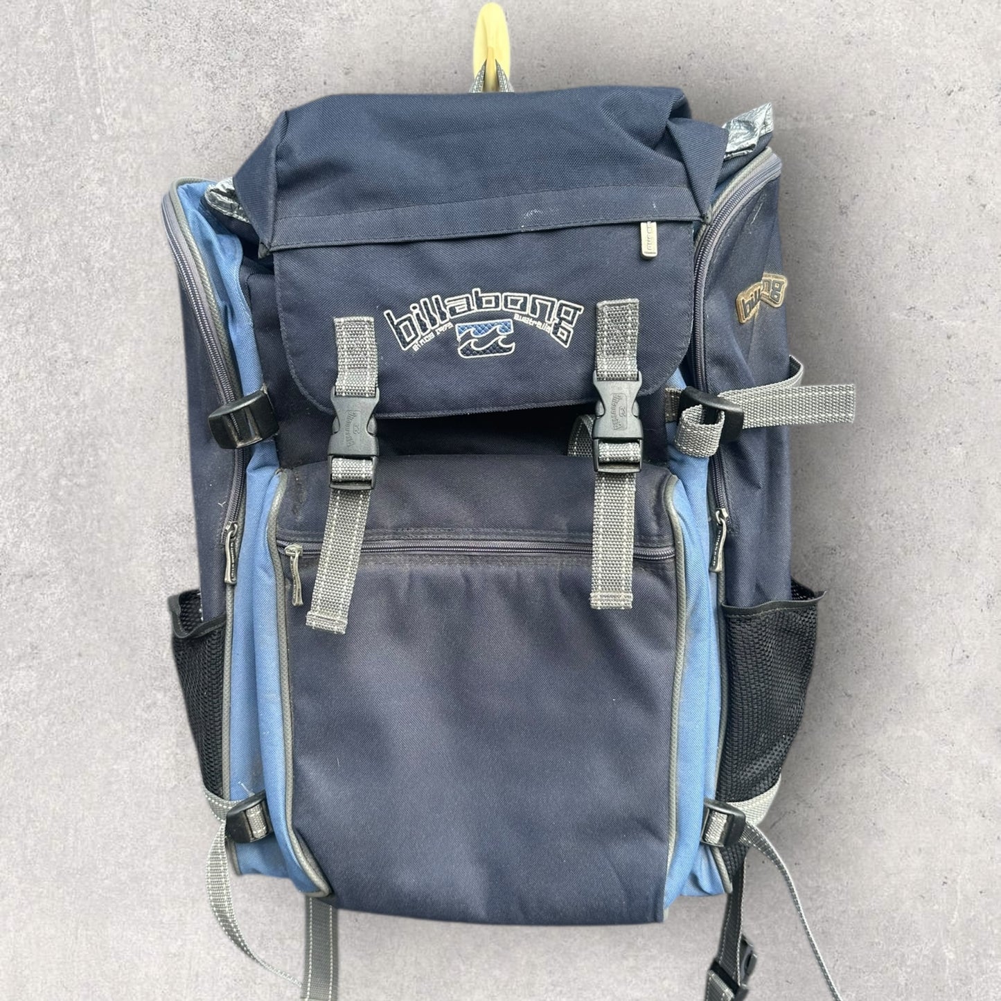 BILLABONG BLUE VINTAGE HIKING BACKPACK