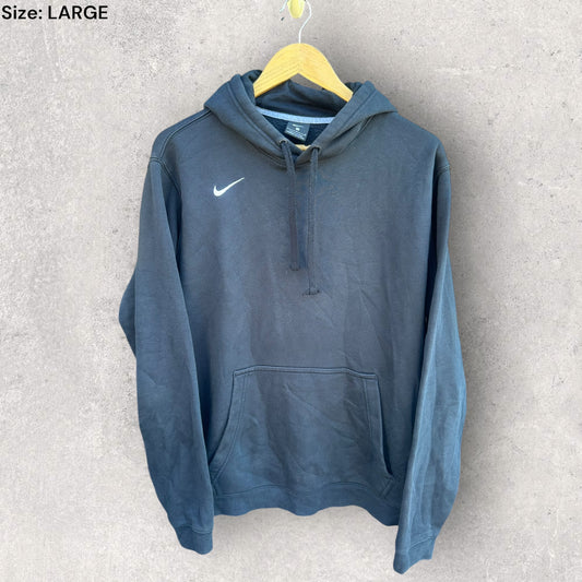 NIKE CLUB FLEECE BLACK HOODED JUMPER