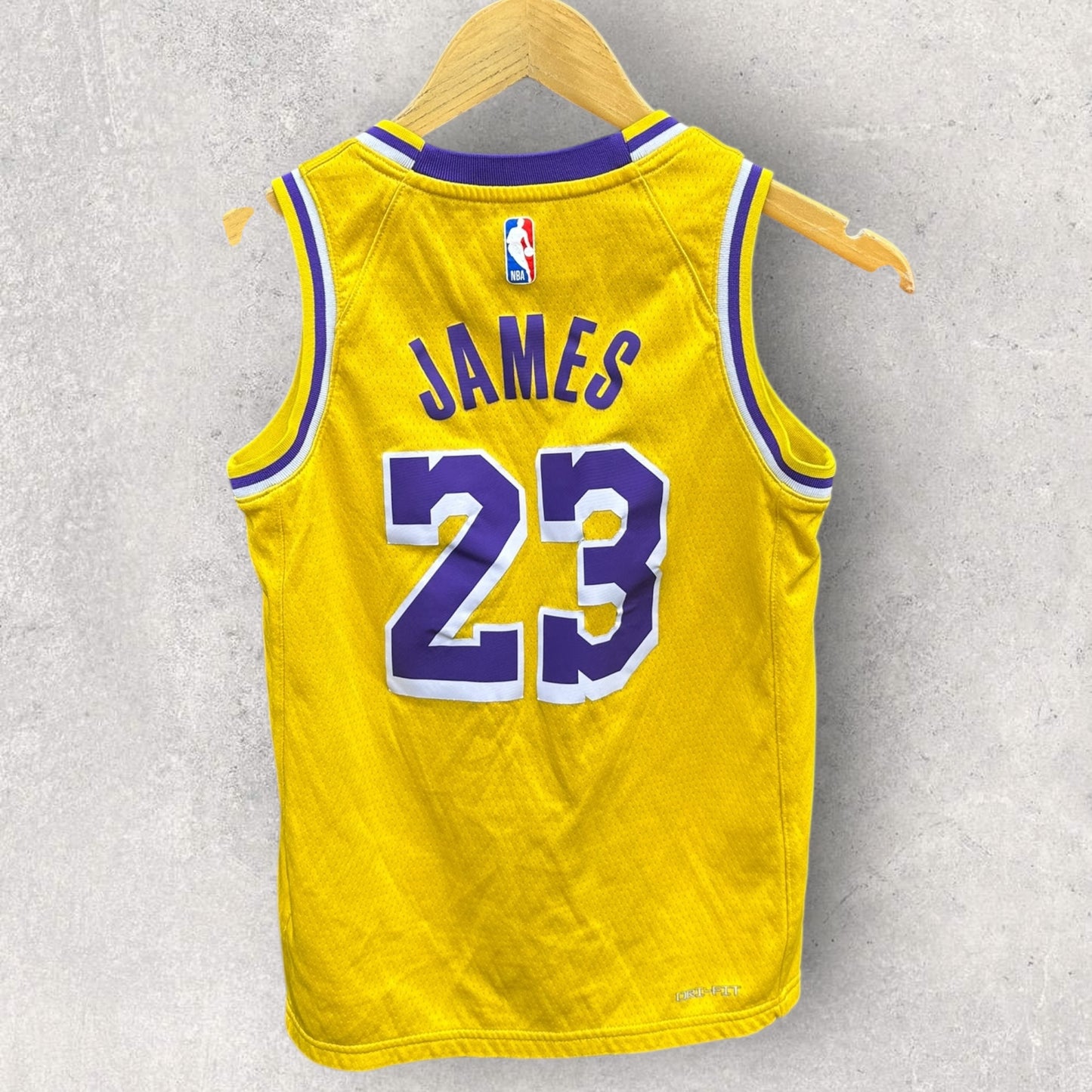 LEBRON JAMES LA LAKERS NIKE KIDS NBA JERSEY