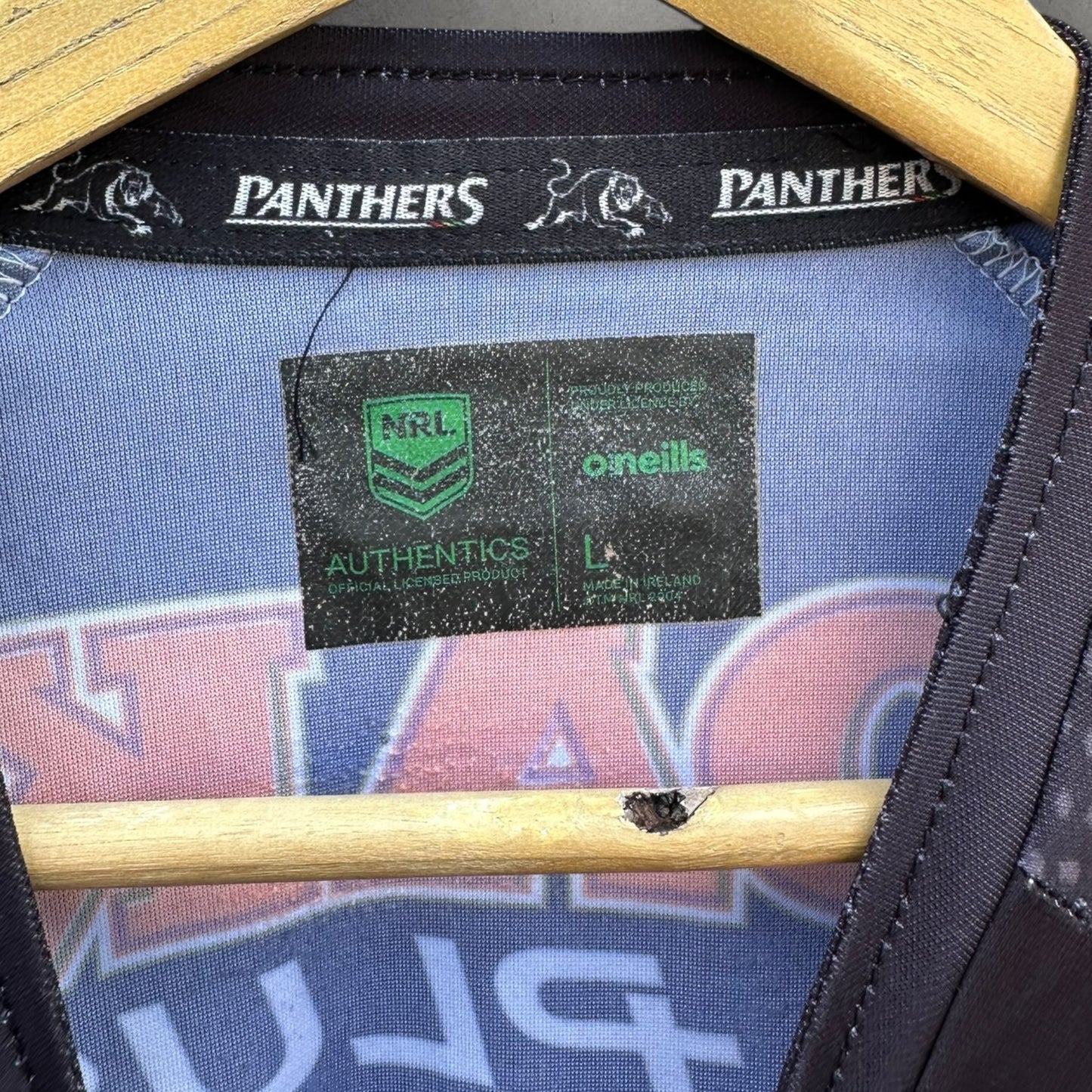 PENRITH PANTHERS 2024 PLAYER ISSUED TRAINING SHIRT TO PRESTON RIKI