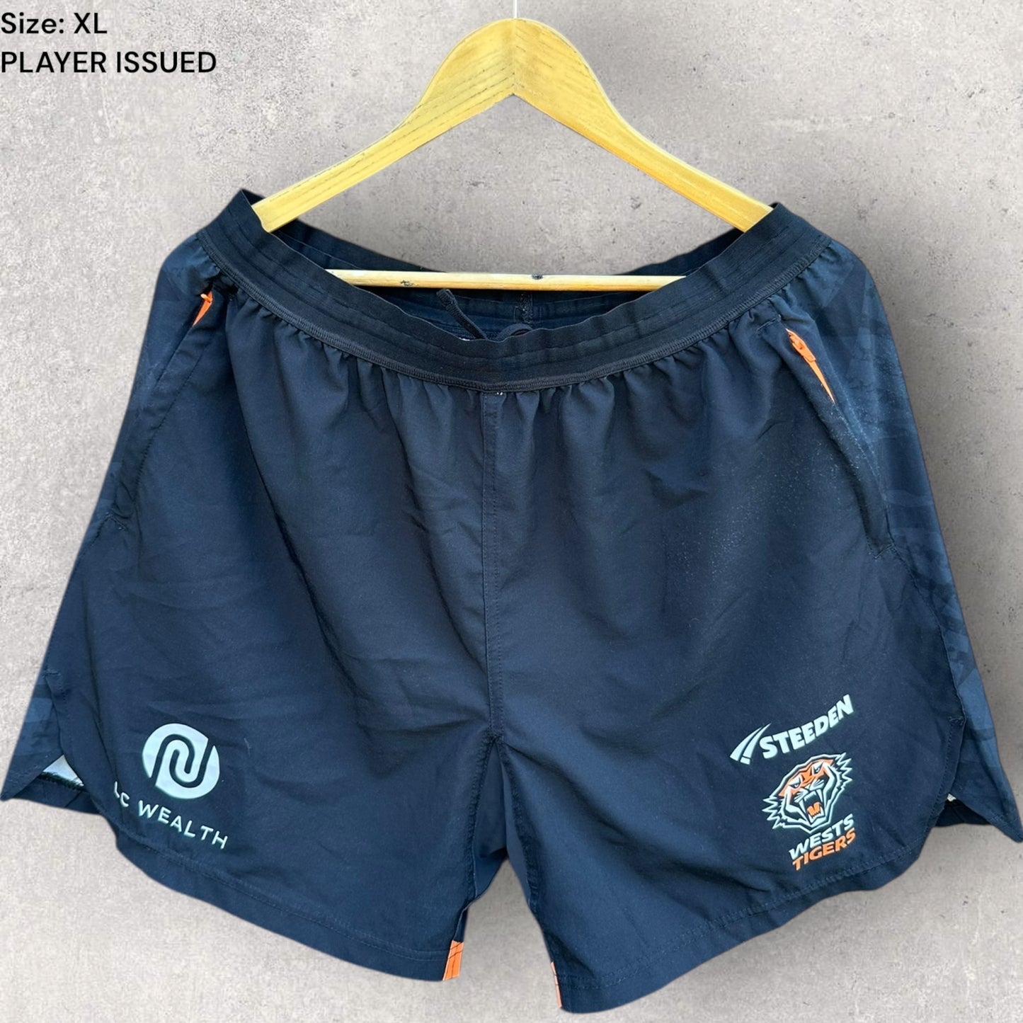 WESTS TIGERS 2025 PLAYER TRAINING SHORTS ISSUED TO REUBEN PORTER
