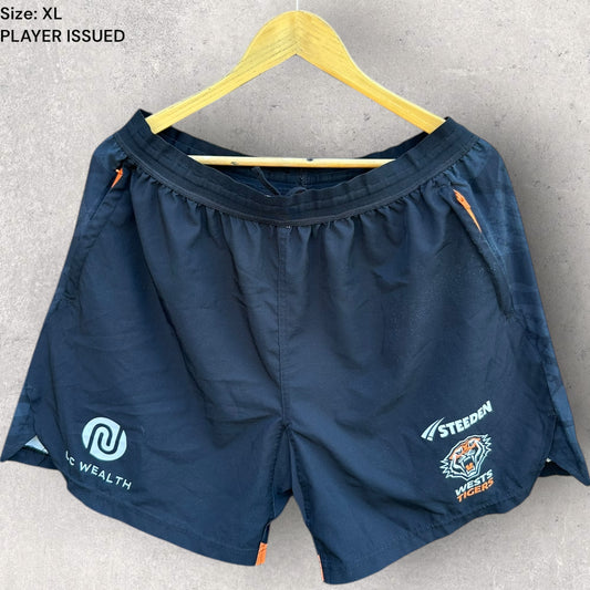 WESTS TIGERS 2025 PLAYER TRAINING SHORTS ISSUED TO REUBEN PORTER