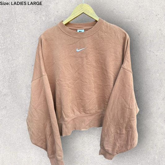 NIKE ESSENTIAL CREWNECK MINERAL JUMPER