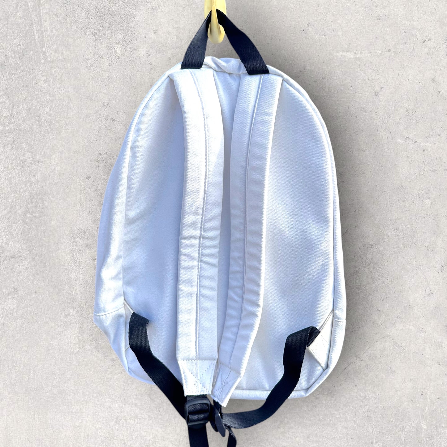 TOMMY HILFIGER WHITE BACKPACK