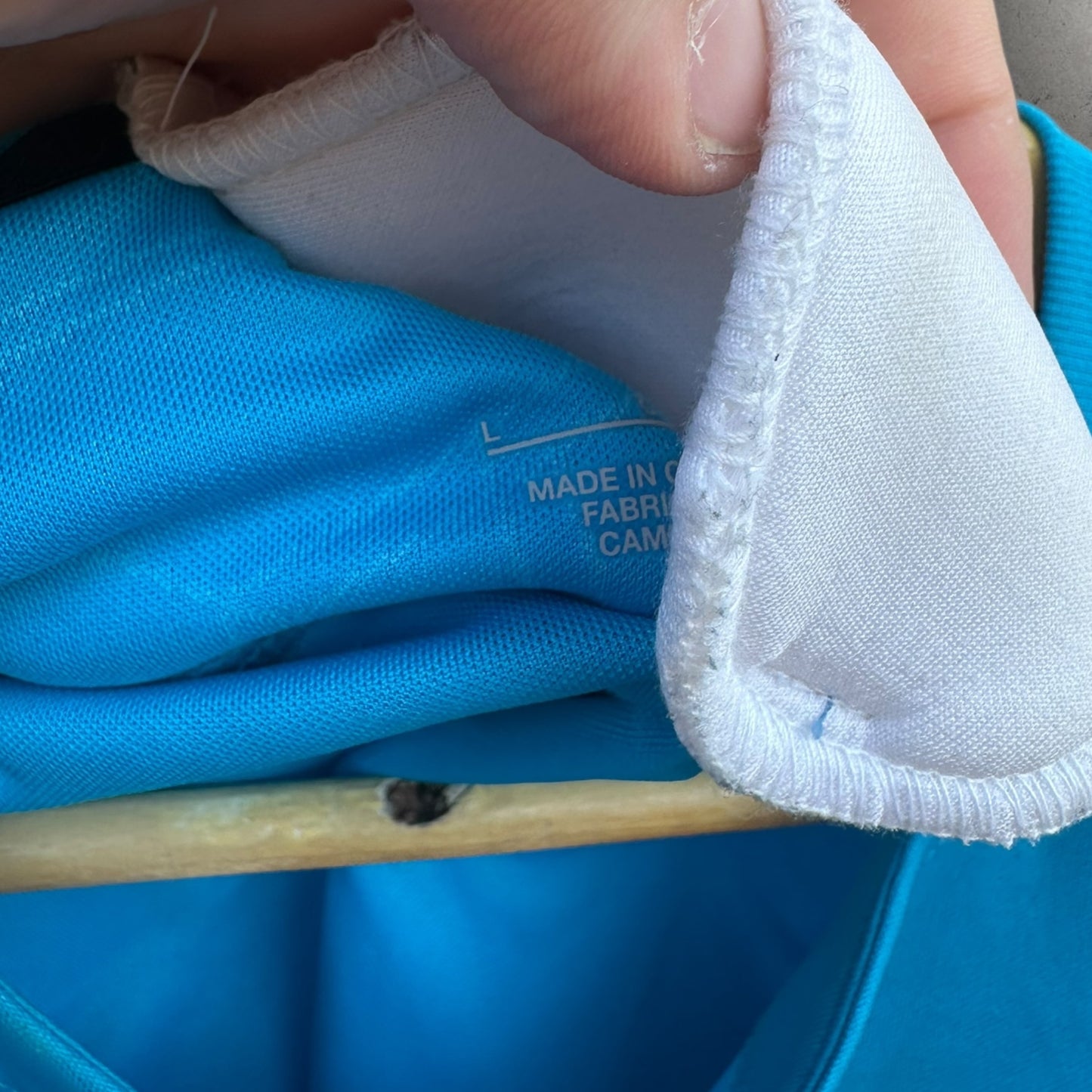 ADELAIDE STRIKERS BBL PLAYER WORN TRAINING NIKE SHIRT ISSUED TO H THORNTON